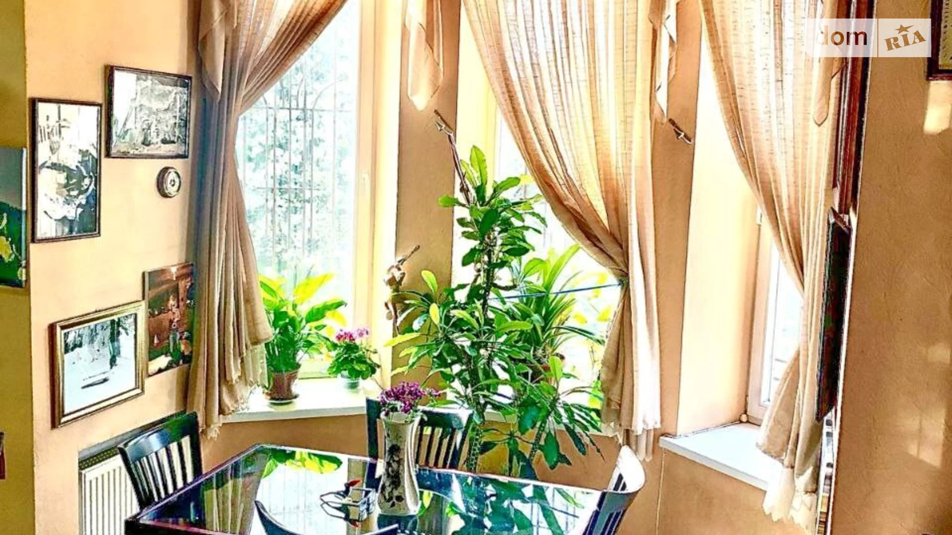 Продается дом на 2 этажа 288.8 кв. м с мансардой, цена: 152000 € - фото 2