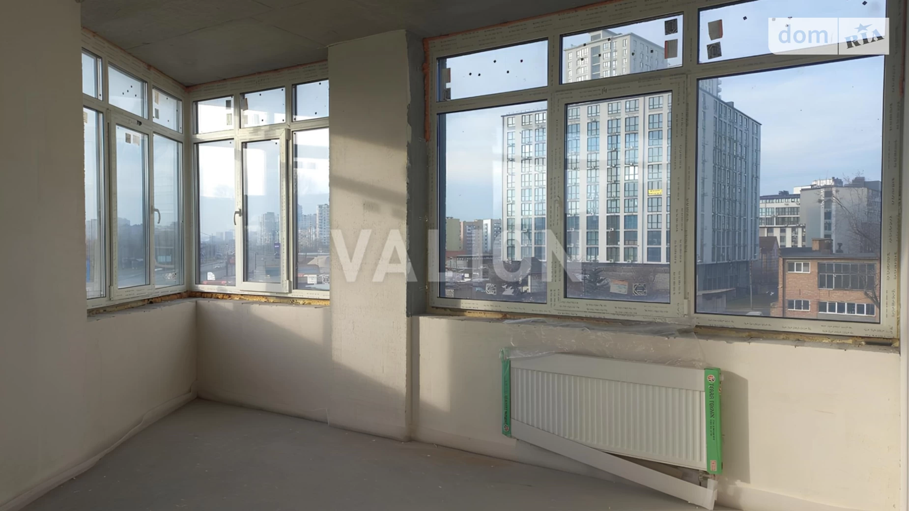 Продается 2-комнатная квартира 59.3 кв. м в Киеве, ул. Братьев Чибинеевых(Черниговская), 8А - фото 2