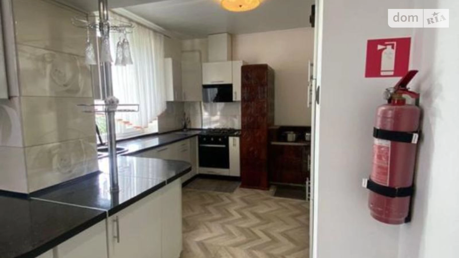Продається будинок 2 поверховий 200 кв. м з меблями, цена: 100000 € - фото 3