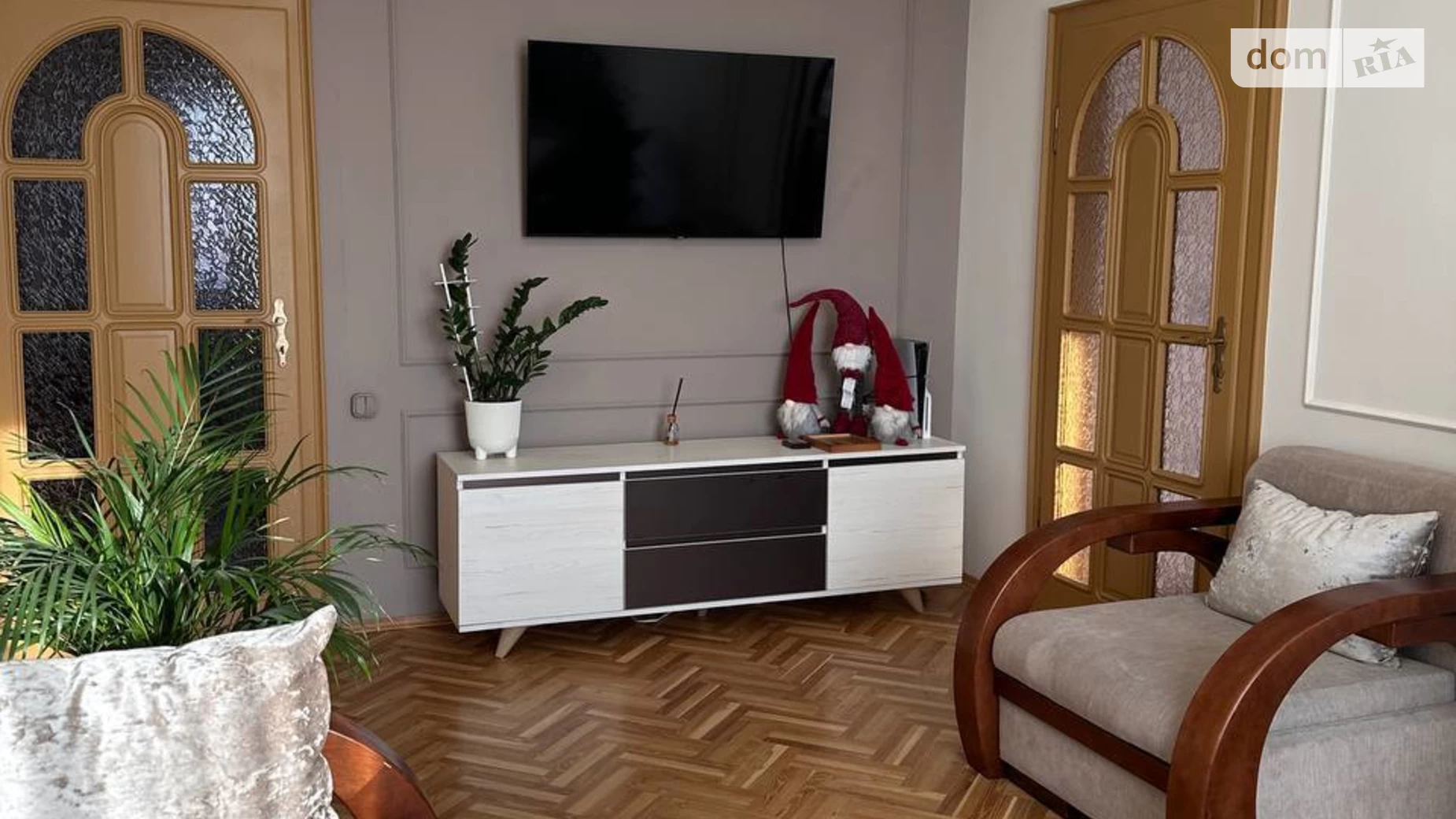 Продается 5-комнатная квартира 97 кв. м в Хусте, ул. Карпатской Сечи - фото 3