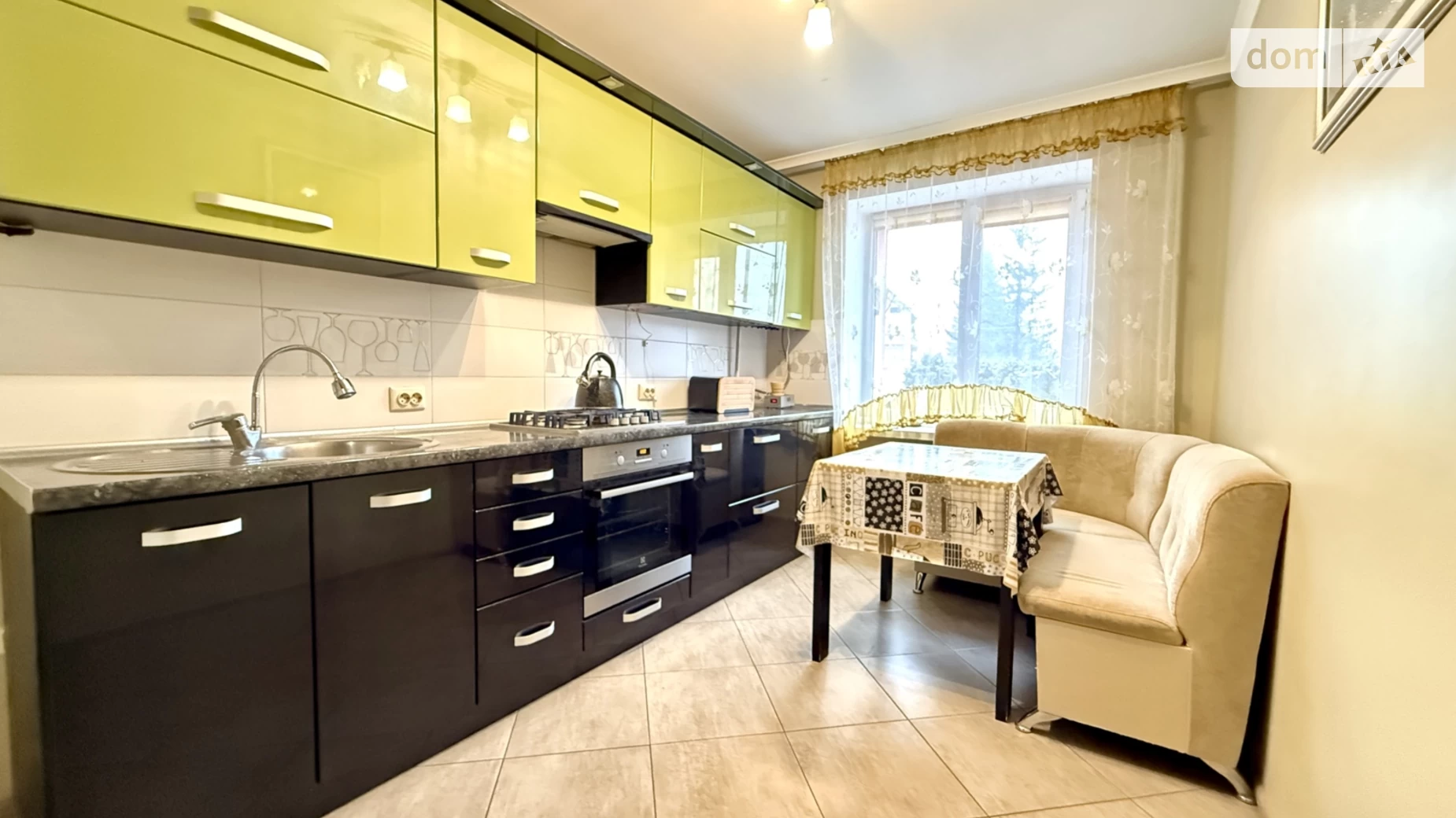 Продается 4-комнатная квартира 77.7 кв. м в Моршине, ул. Ивана Франка, 14 - фото 2