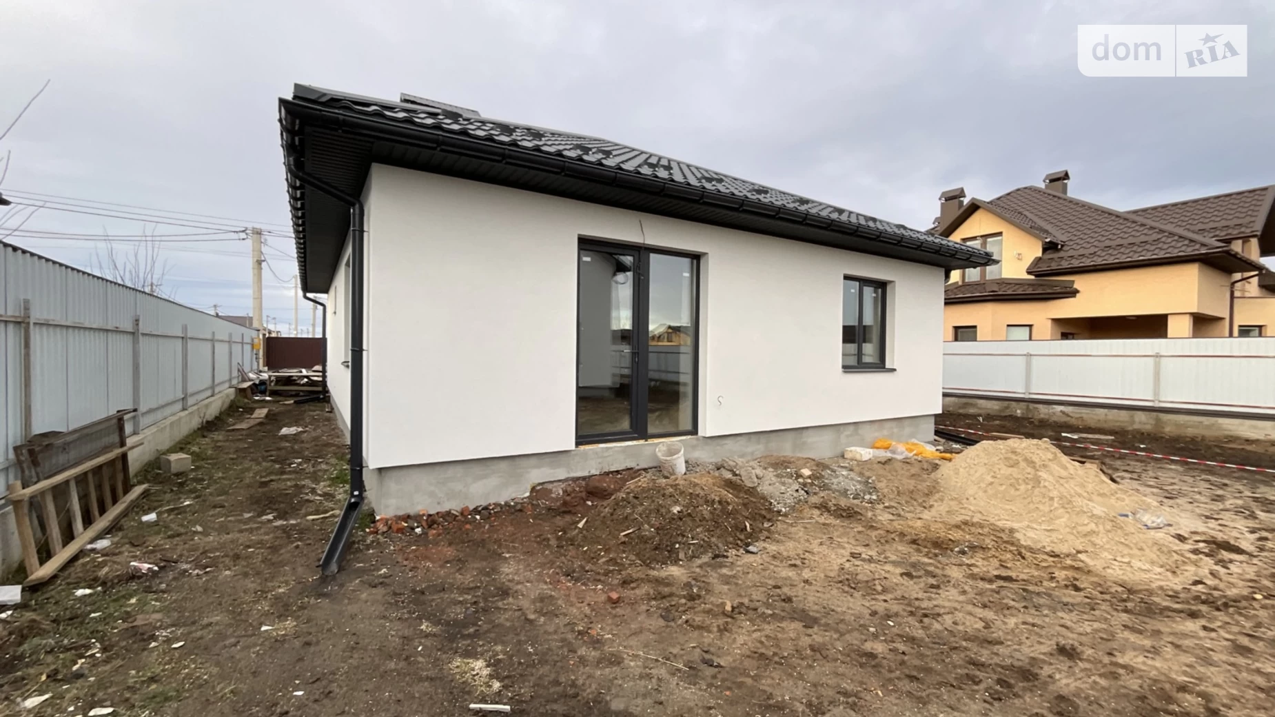 Продается одноэтажный дом 95 кв. м с камином, цена: 90000 $ - фото 4