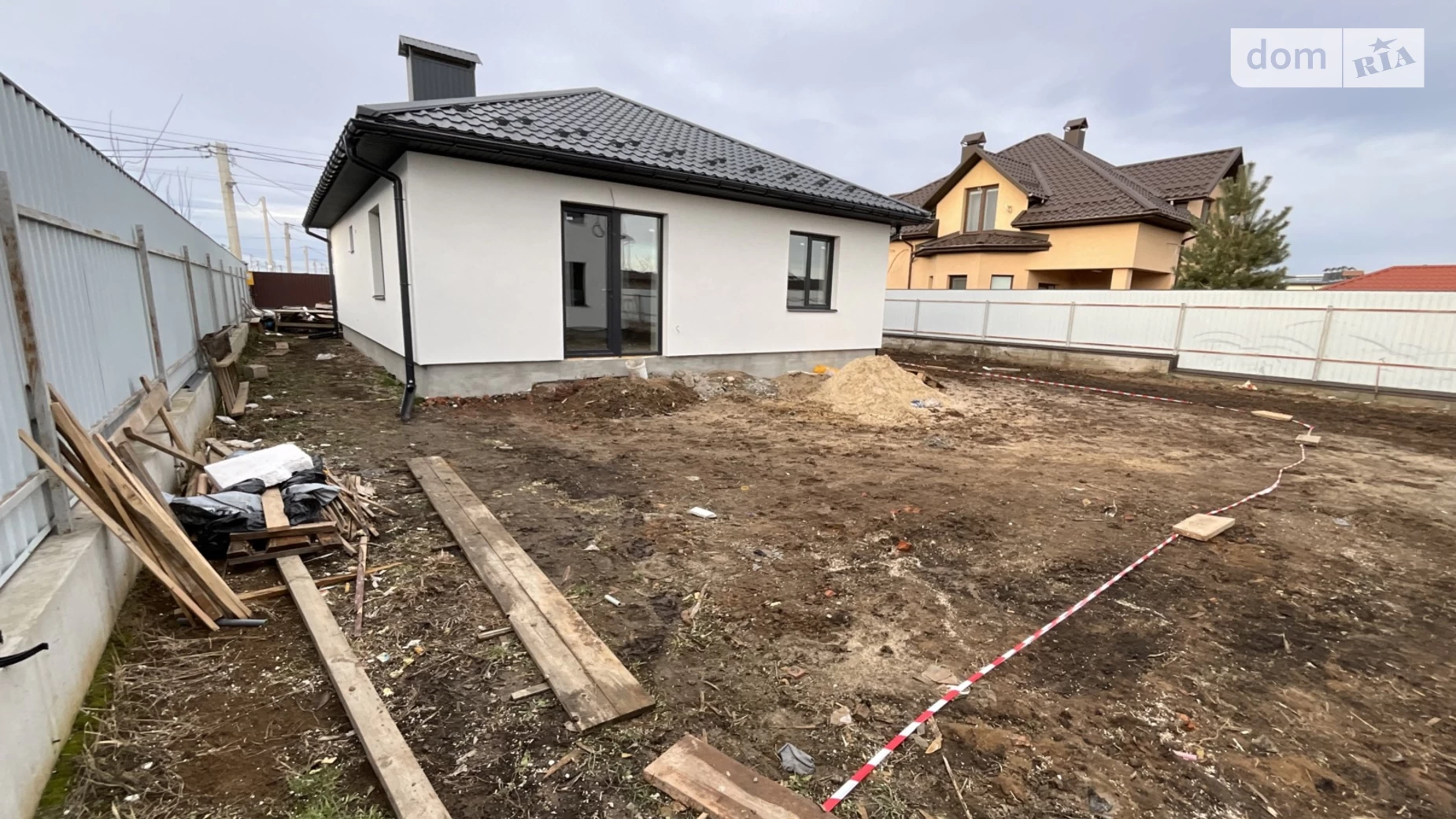 Продается одноэтажный дом 95 кв. м с камином, цена: 90000 $ - фото 5