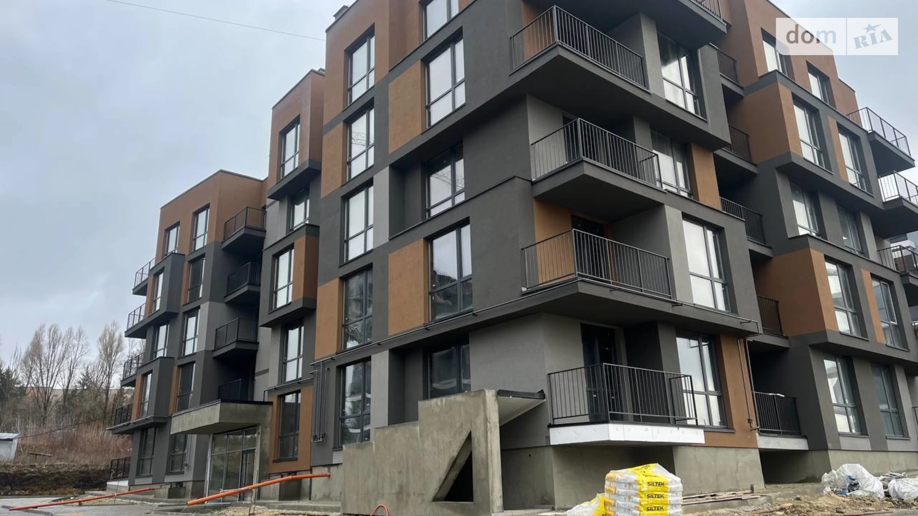 1-комнатная квартира 41 кв. м в Тернополе, ул. Подволочиское шоссе - фото 2