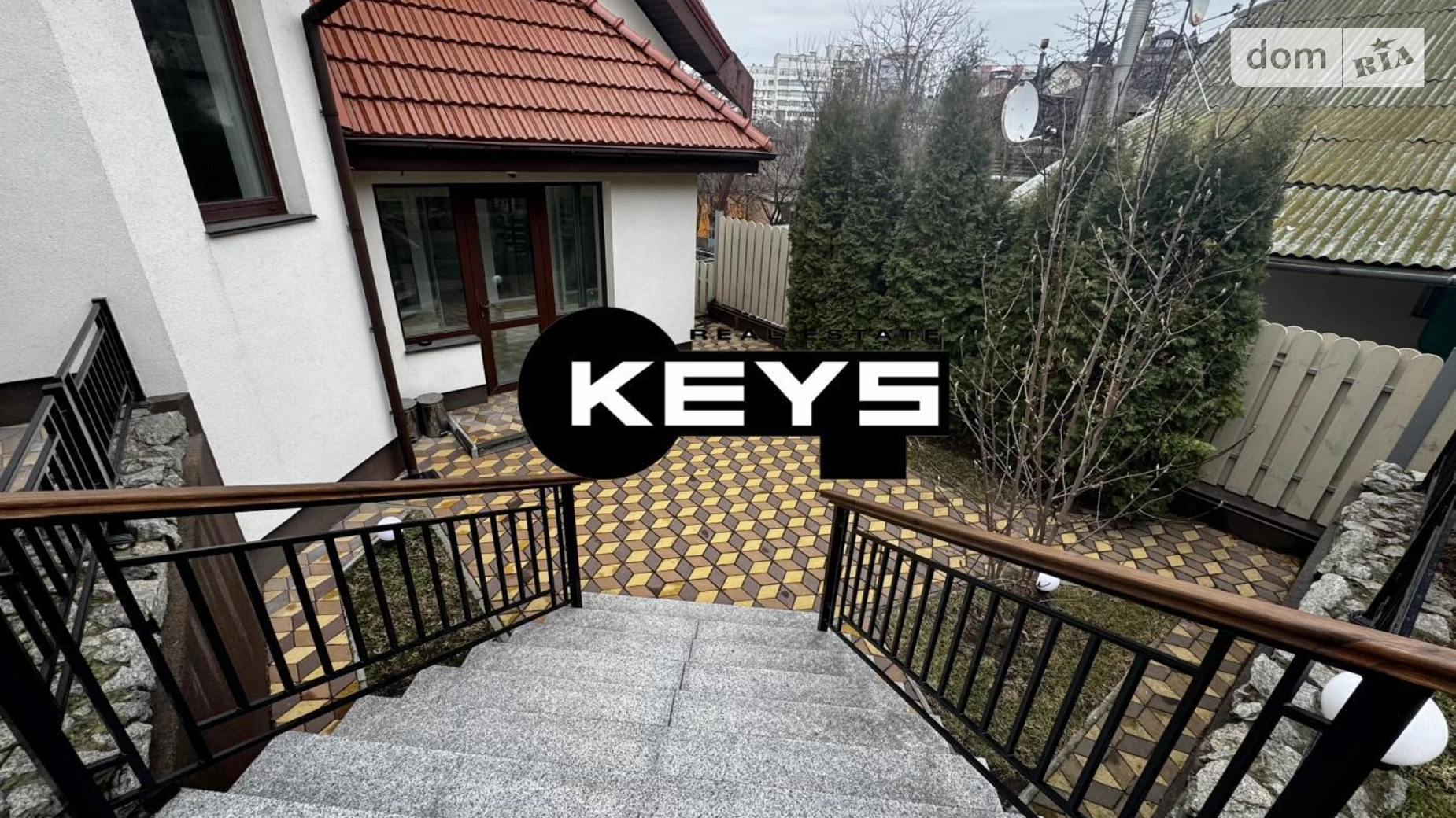Продается дом на 3 этажа 482 кв. м с бассейном, цена: 570000 $ - фото 4