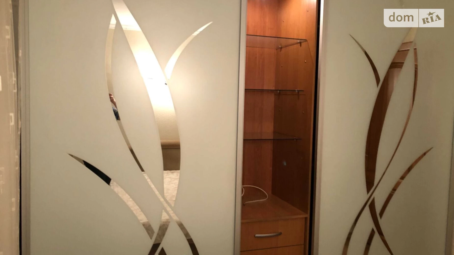 Продается 3-комнатная квартира 65 кв. м в Днепре, ул. Осенняя, 9Б - фото 2