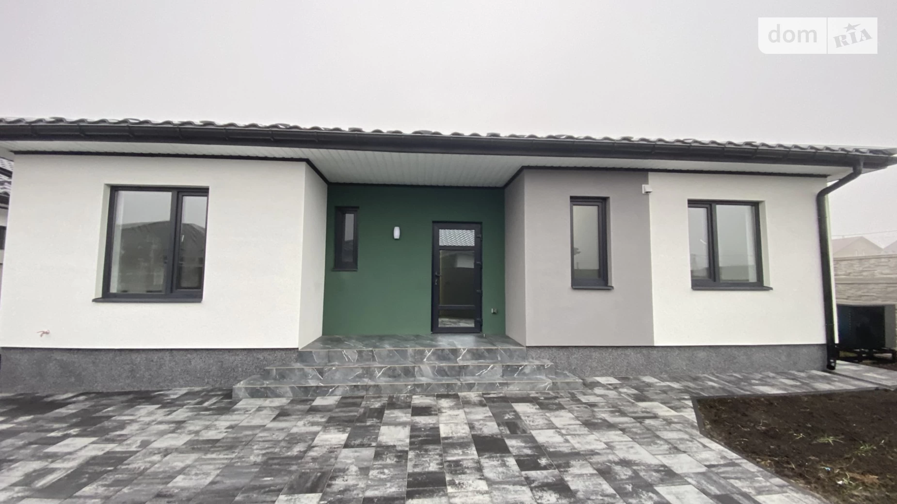 Продается одноэтажный дом 115 кв. м с верандой, цена: 155000 $ - фото 2