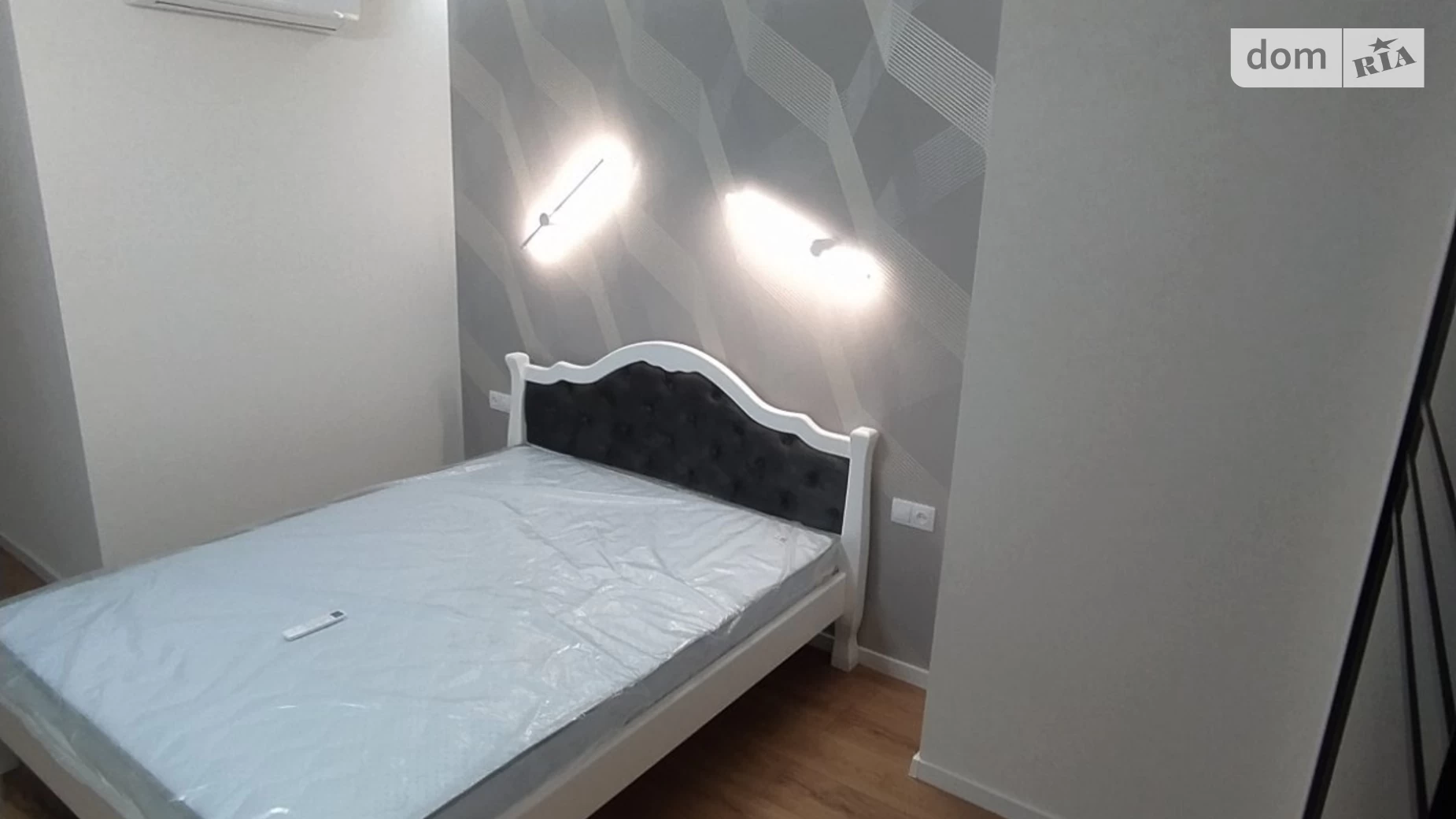 Продается 1-комнатная квартира 56.5 кв. м в Черкассах, ул. Гоголя, 302 - фото 2