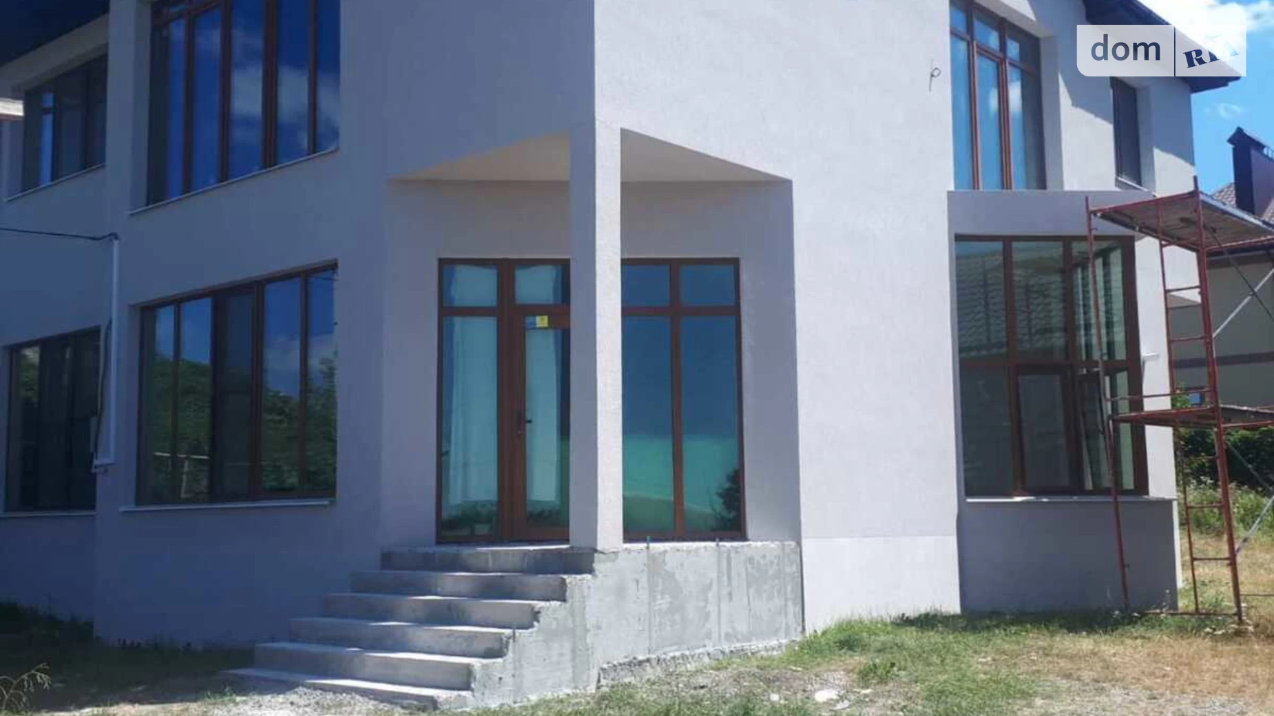 Продается дом на 2 этажа 240 кв. м с верандой, цена: 168000 $ - фото 2