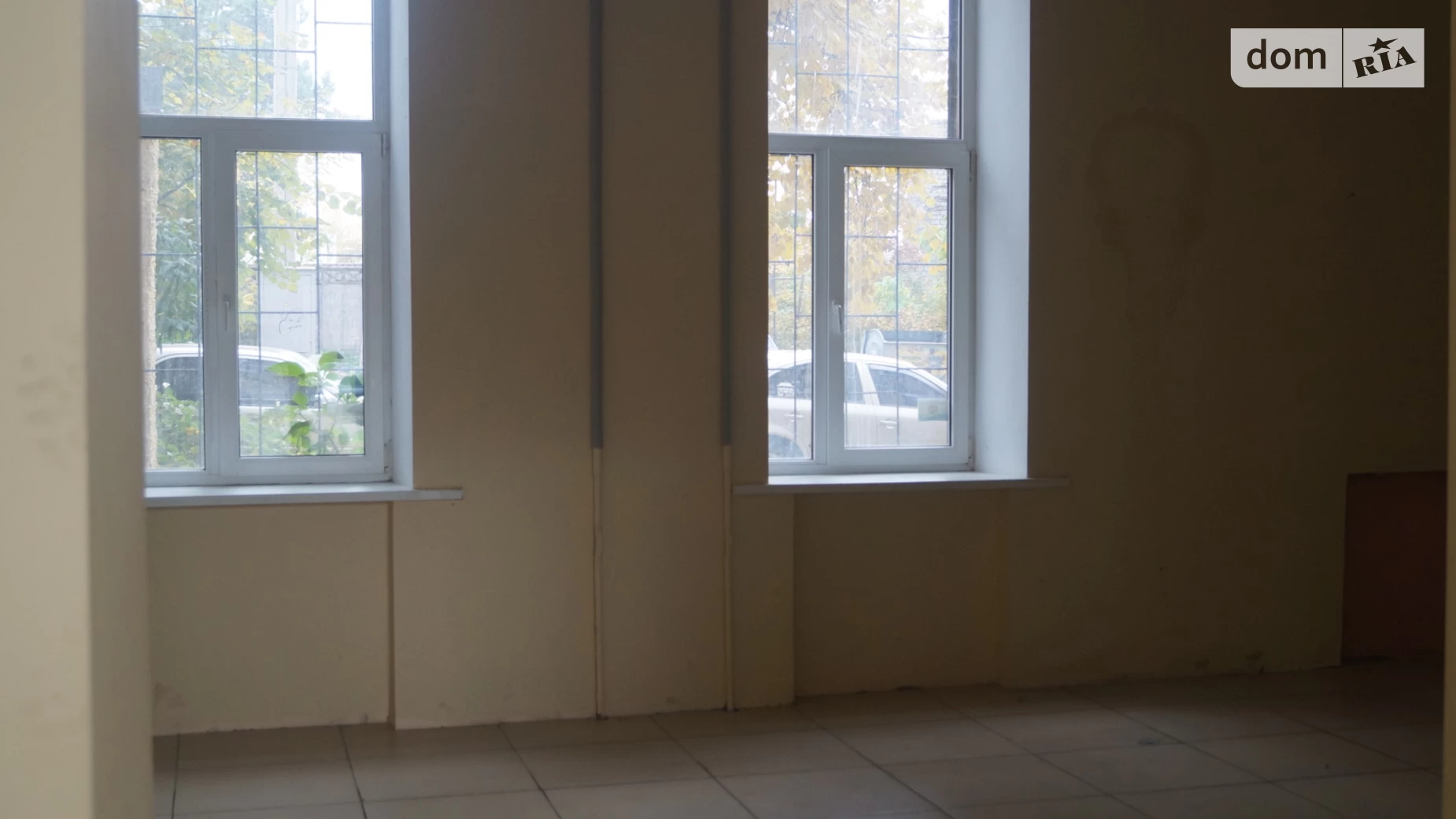 Сдается в аренду помещения свободного назначения 196 кв. м в 9-этажном здании, цена: 25000 грн - фото 4
