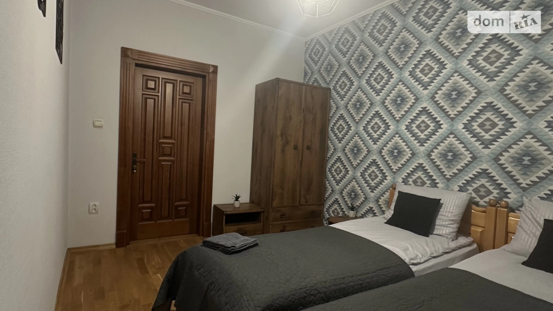 Сдается в аренду дом на 3 этажа с гаражом, цена: 600 грн - фото 5