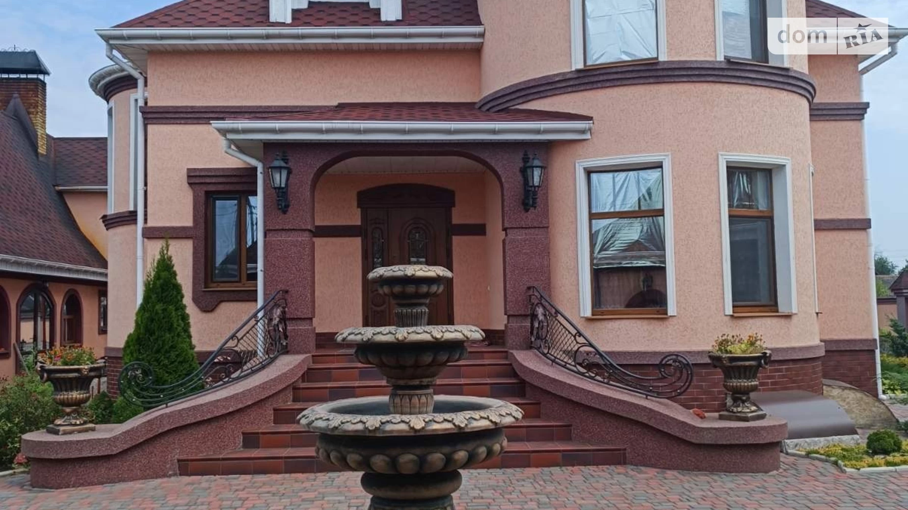 Продается дом на 3 этажа 238 кв. м с садом, цена: 200000 $ - фото 2