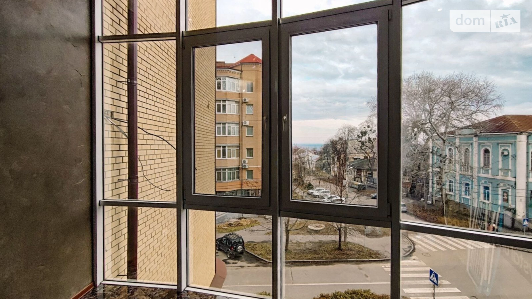 Продается 2-комнатная квартира 119.9 кв. м в Полтаве, ул. Конституции, 13 - фото 2