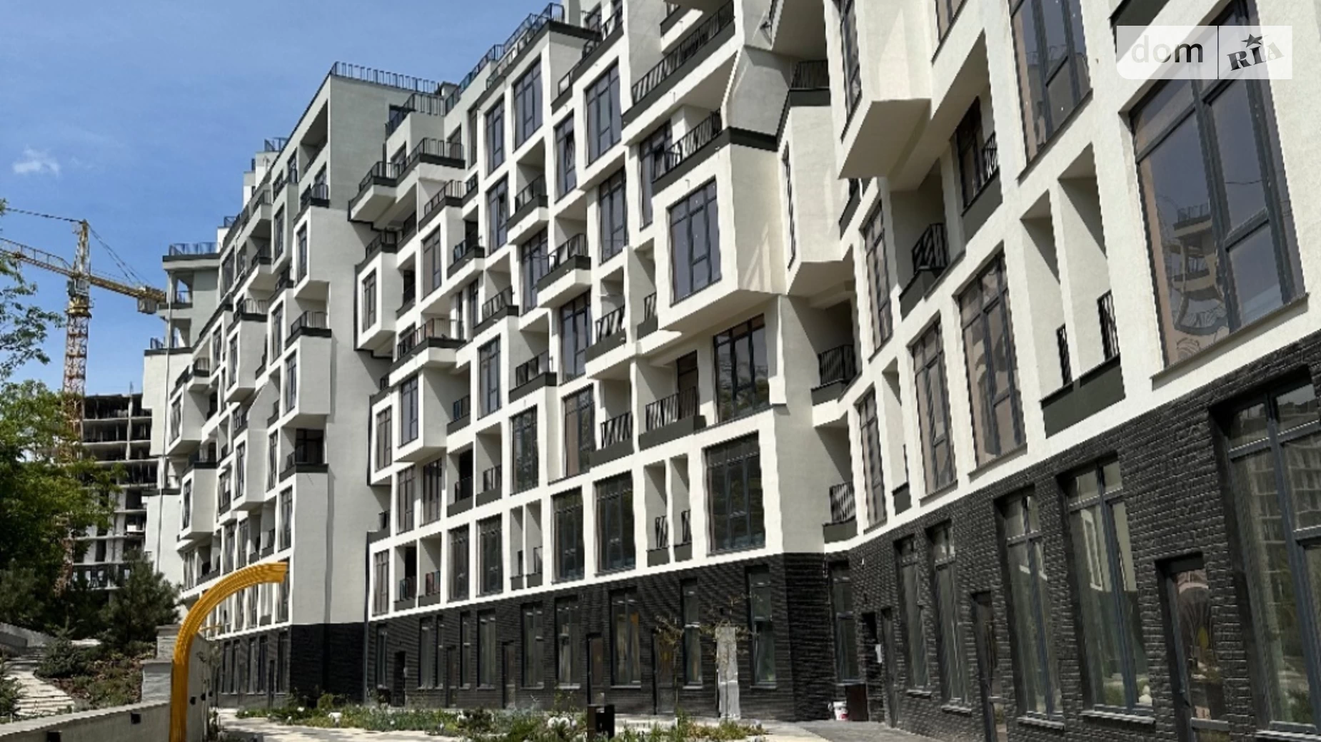 Продається 1-кімнатна квартира 40 кв. м у Одесі, вул. Приморська, 47 - фото 2
