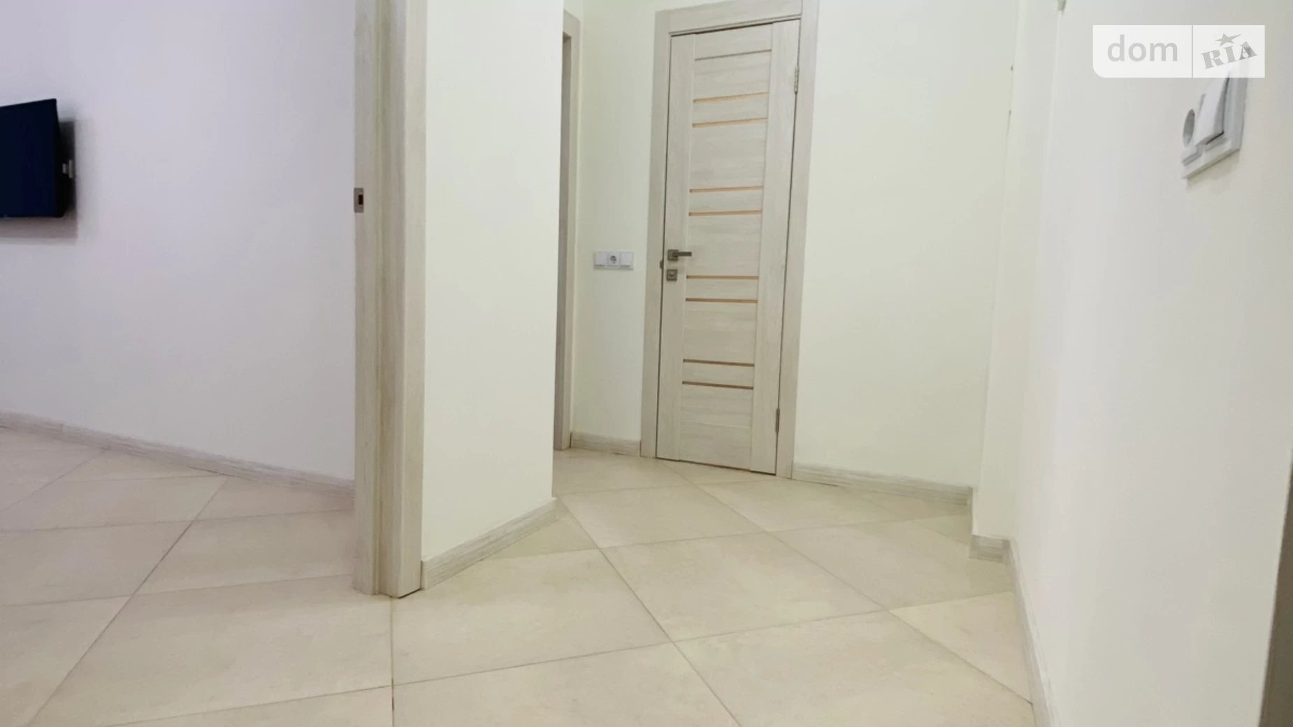 Продається 1-кімнатна квартира 50 кв. м у Києві, вул. Осокорська, 2А/4 - фото 4