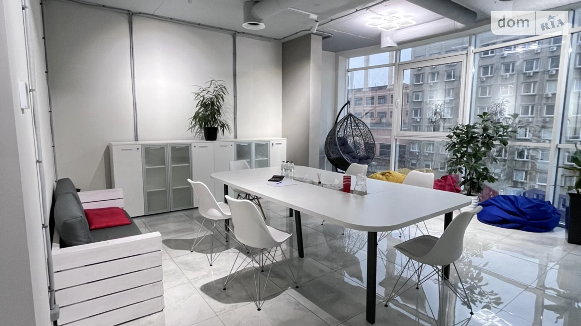 Сдается в аренду офис 255 кв. м в бизнес-центре, цена: 3000 $ - фото 2