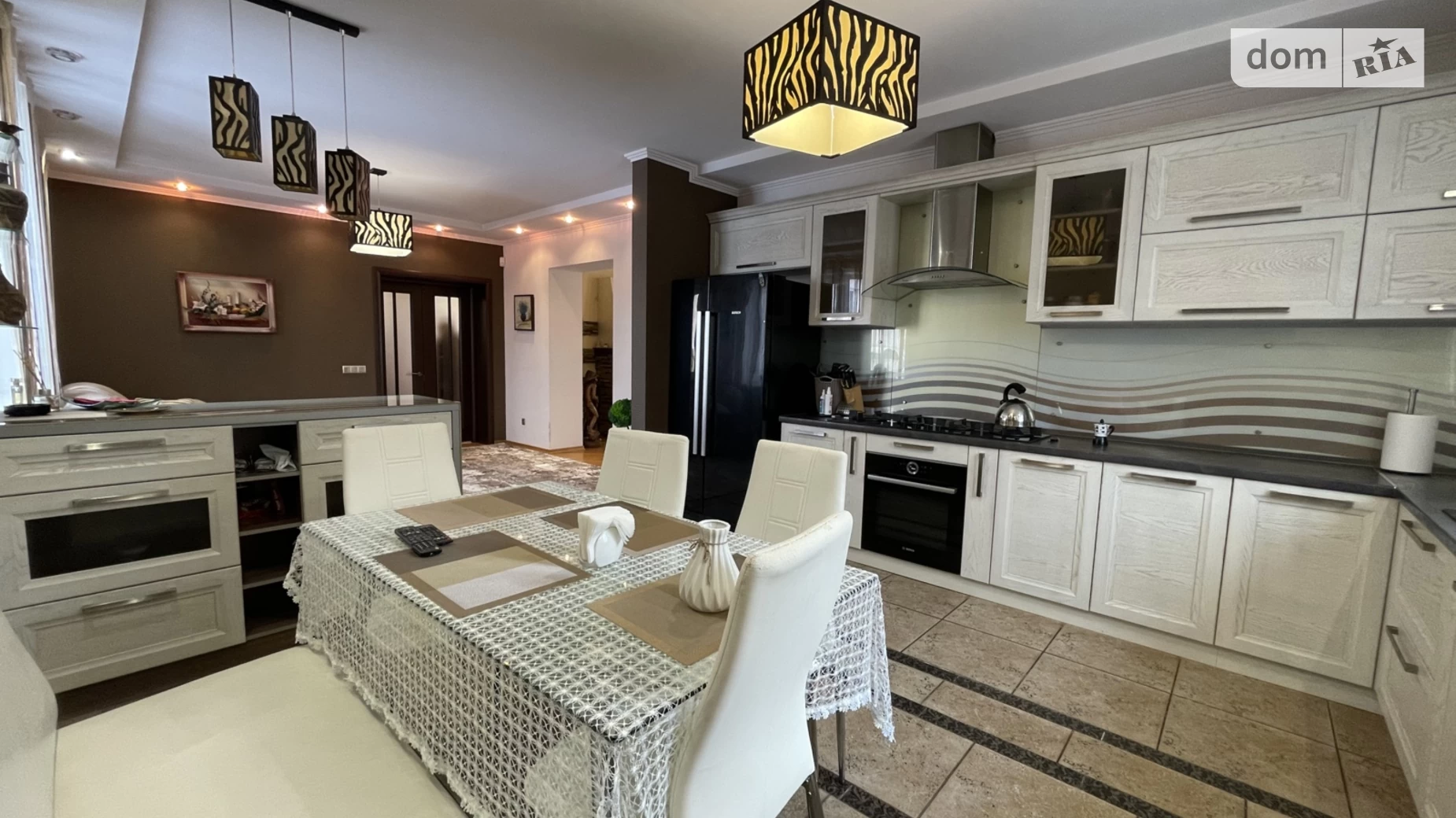 Продается дом на 2 этажа 290 кв. м с террасой, цена: 259000 $ - фото 4