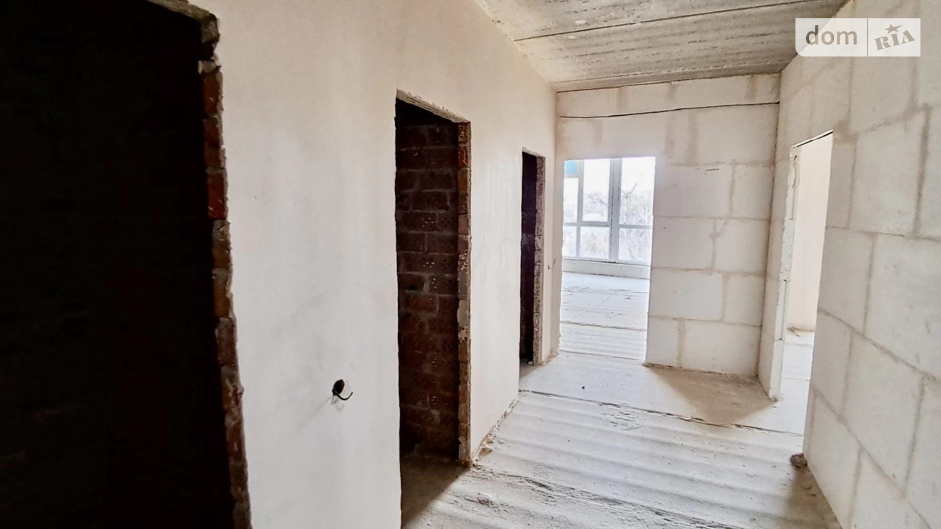 Продается 3-комнатная квартира 109.2 кв. м в Черткове, цена: 45000 $ - фото 2