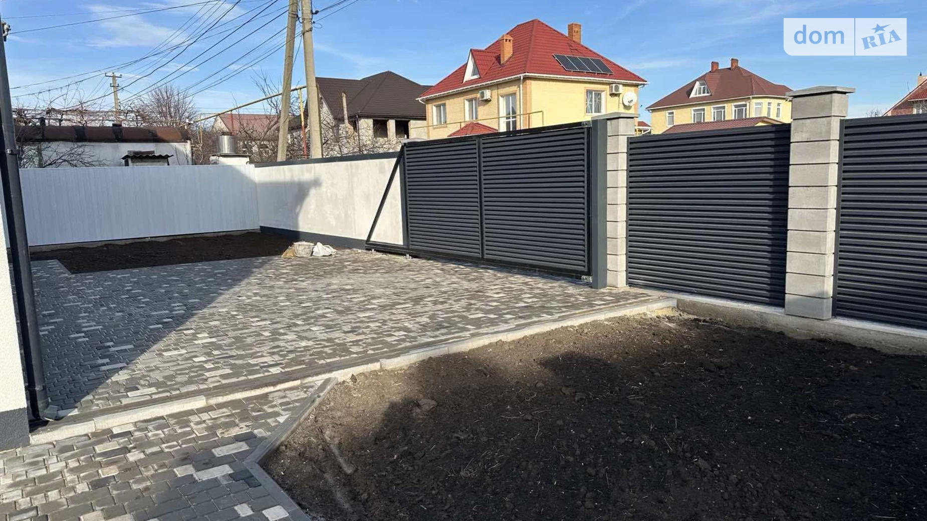 Продается дом на 2 этажа 114 кв. м с бассейном, цена: 95000 $ - фото 3