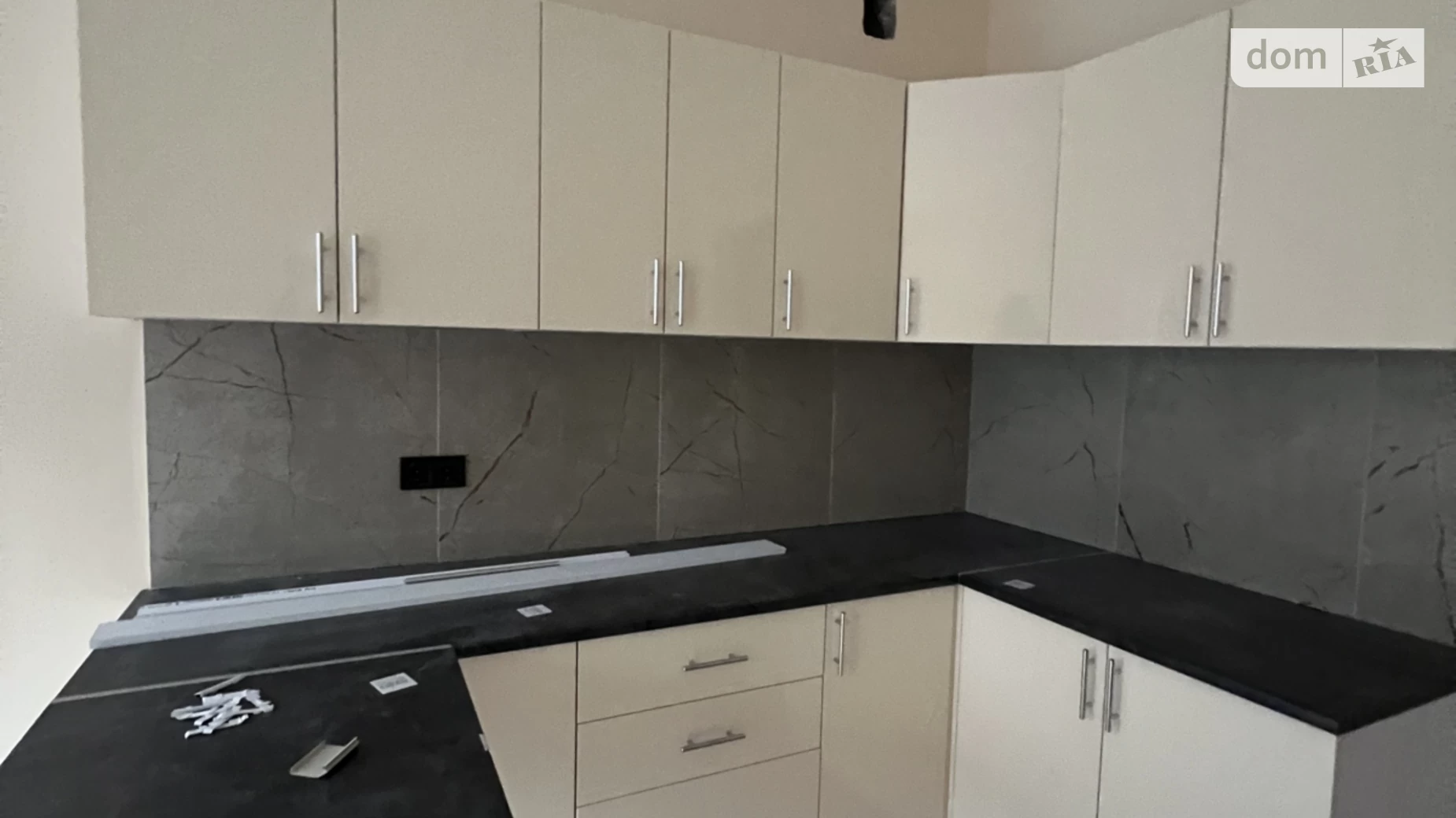 Продается 1-комнатная квартира 32 кв. м в Ирпене, ул. Соборная(ІІІ Интернационала), 2К/16 - фото 2