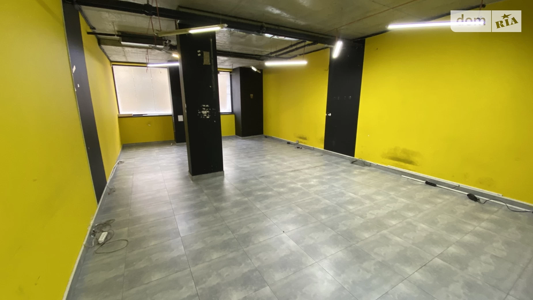 Сдается в аренду офис 60 кв. м в бизнес-центре, цена: 720 $ - фото 3