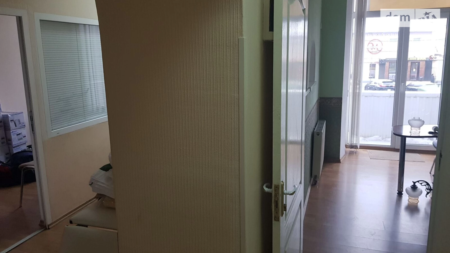 Сдается в аренду офис 60 кв. м в бизнес-центре, цена: 400 $ - фото 2