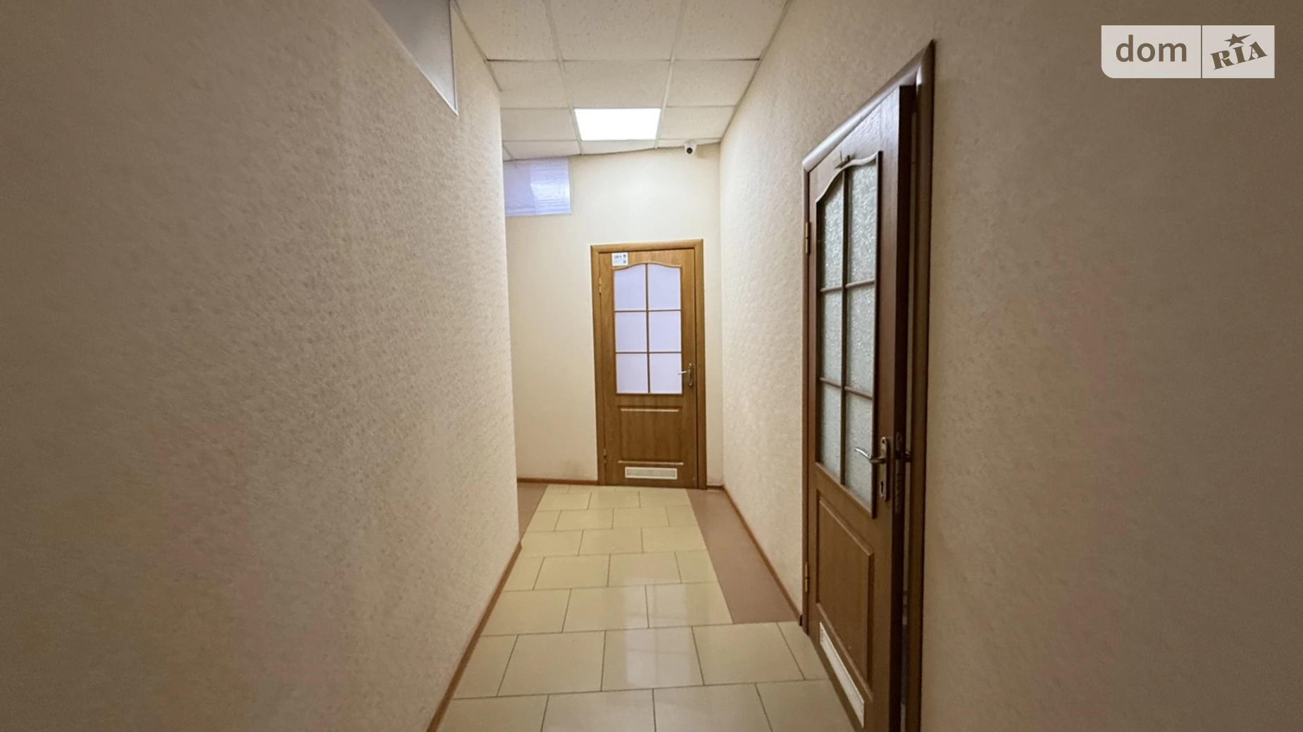 Здається в оренду офіс 50 кв. м в бізнес-центрі, цена: 350 $ - фото 2