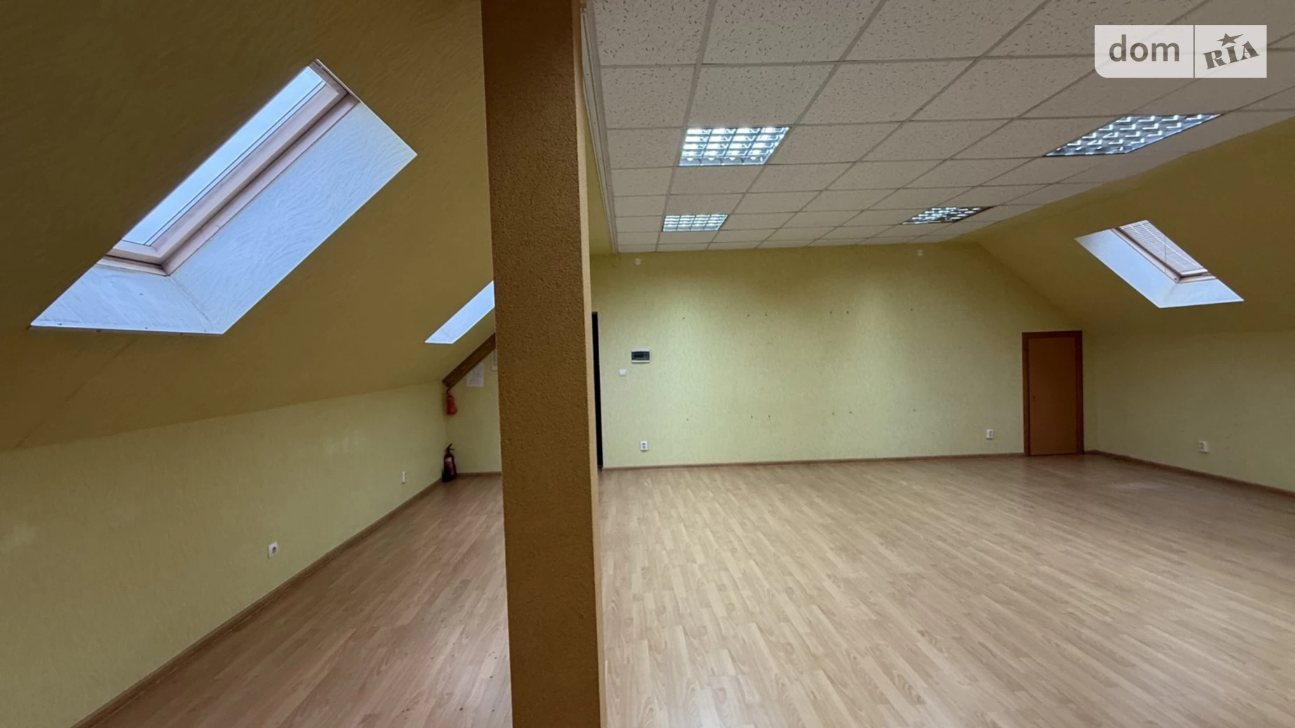 Здається в оренду офіс 70 кв. м в бізнес-центрі, цена: 420 $ - фото 5