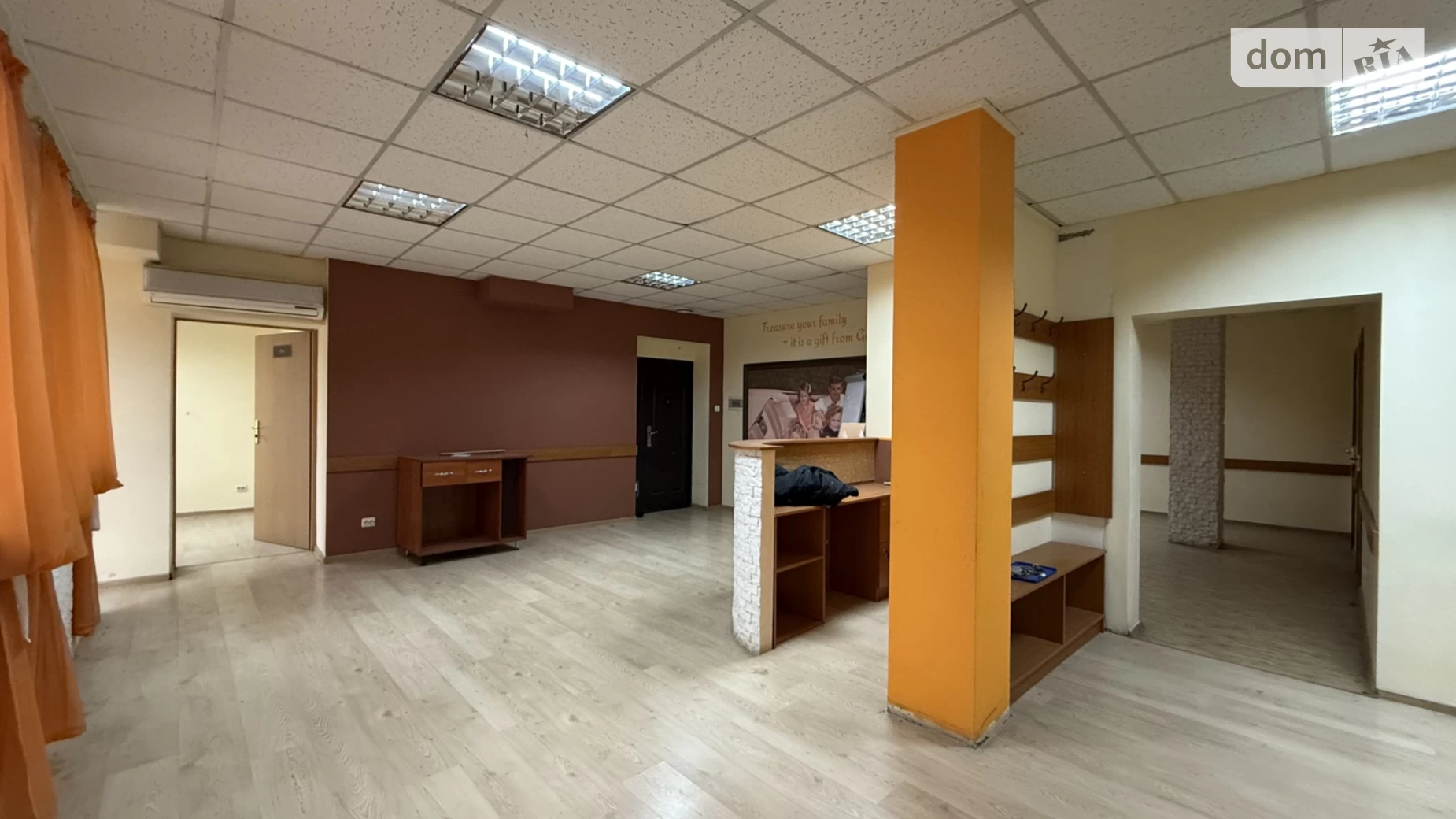 Здається в оренду офіс 170 кв. м в бізнес-центрі, цена: 1020 $ - фото 2