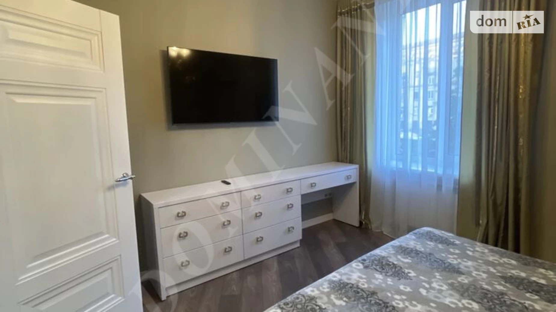 2-кімнатна квартира 77 кв. м у Запоріжжі, просп. Соборний - фото 4