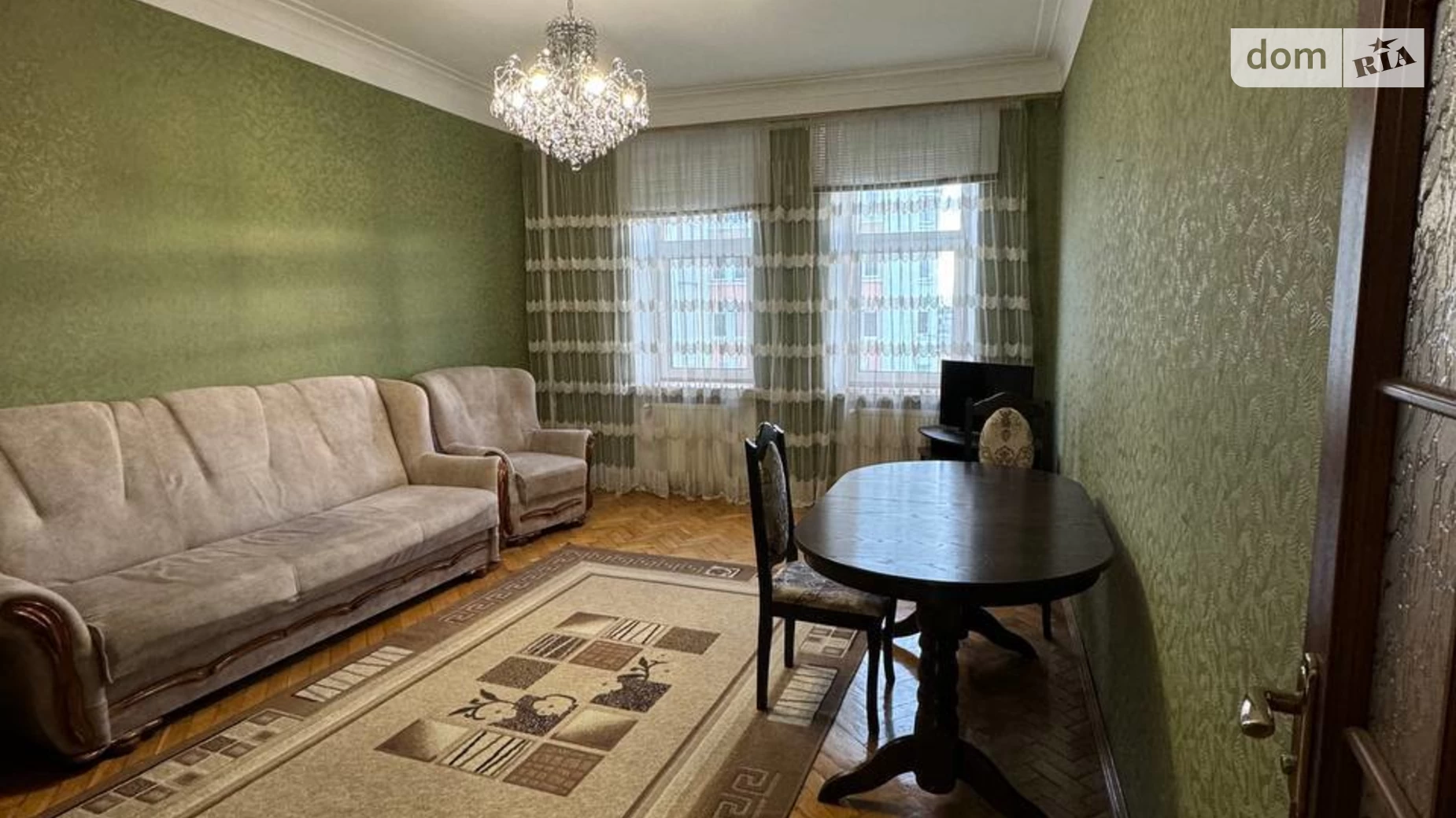 Сдается в аренду 2-комнатная квартира 58 кв. м в Ровно, ул. Соборная, 156 - фото 4