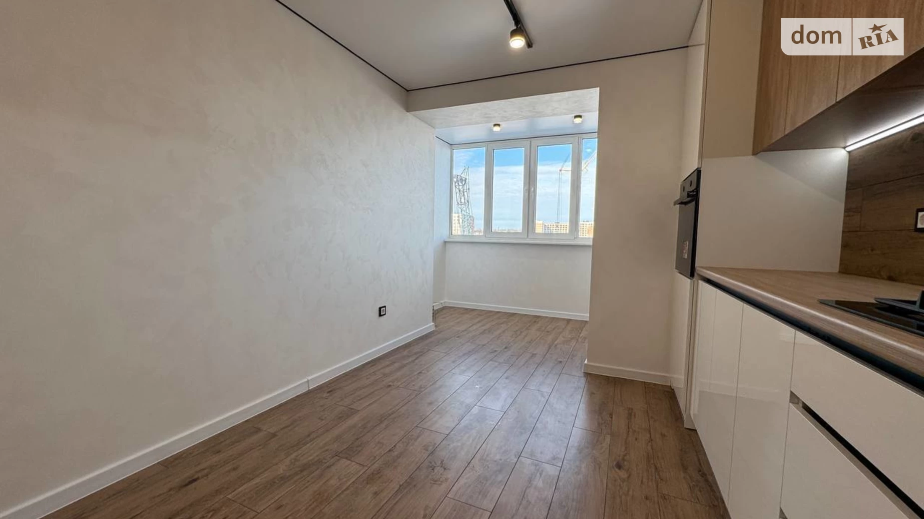 2-комнатная квартира 69 кв. м в Тернополе, ул. Ильенко - фото 5