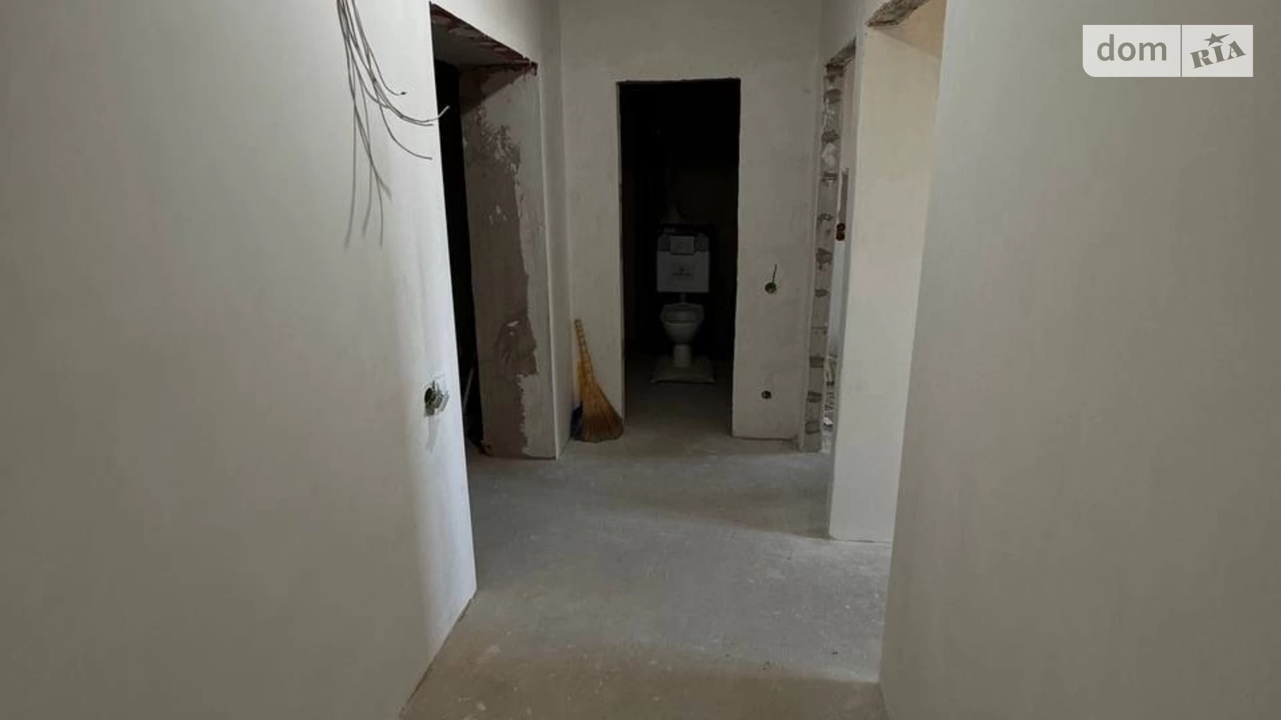 Продается 2-комнатная квартира 66.7 кв. м в Зарванцах, ул. Одесская, 3/10 - фото 3