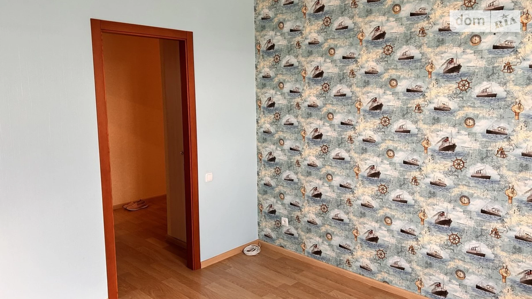Продается 3-комнатная квартира 72 кв. м в Слобожанском, ул. Тепличная, 33 - фото 2