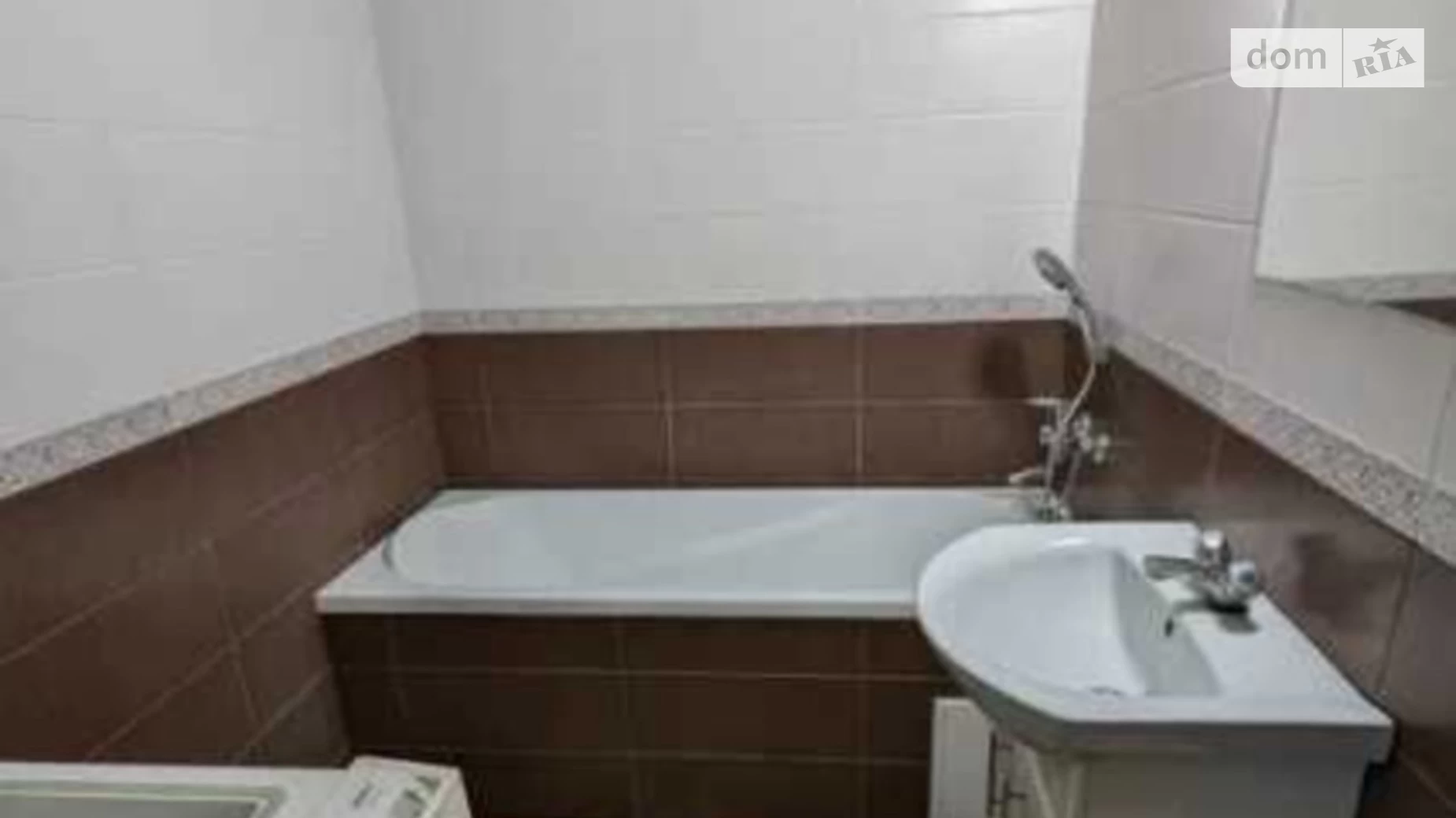 2-комнатная квартира 68 кв. м в Тернополе, ул. Академика Сергея Королева - фото 3