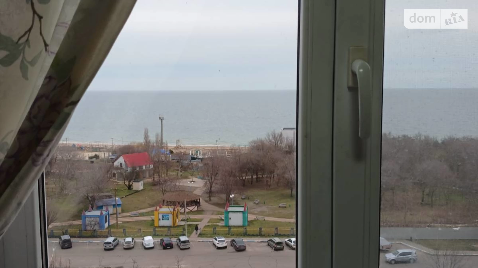 Продается 2-комнатная квартира 48.4 кв. м в Южному, ул. Приморская, 19 - фото 2