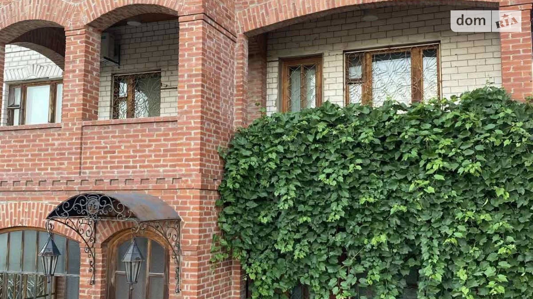 Продается дом на 3 этажа 320 кв. м с баней/сауной, цена: 150000 $ - фото 3