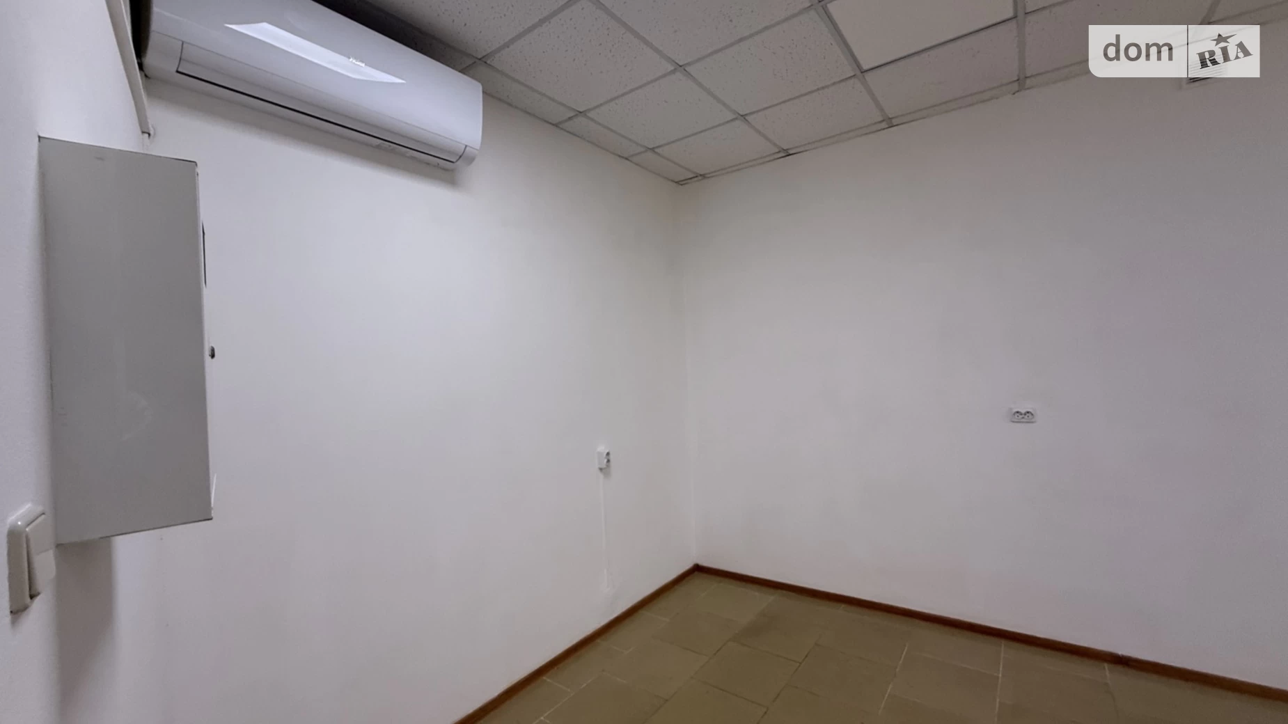 Здається в оренду офіс 60 кв. м в бізнес-центрі, цена: 360 $ - фото 3
