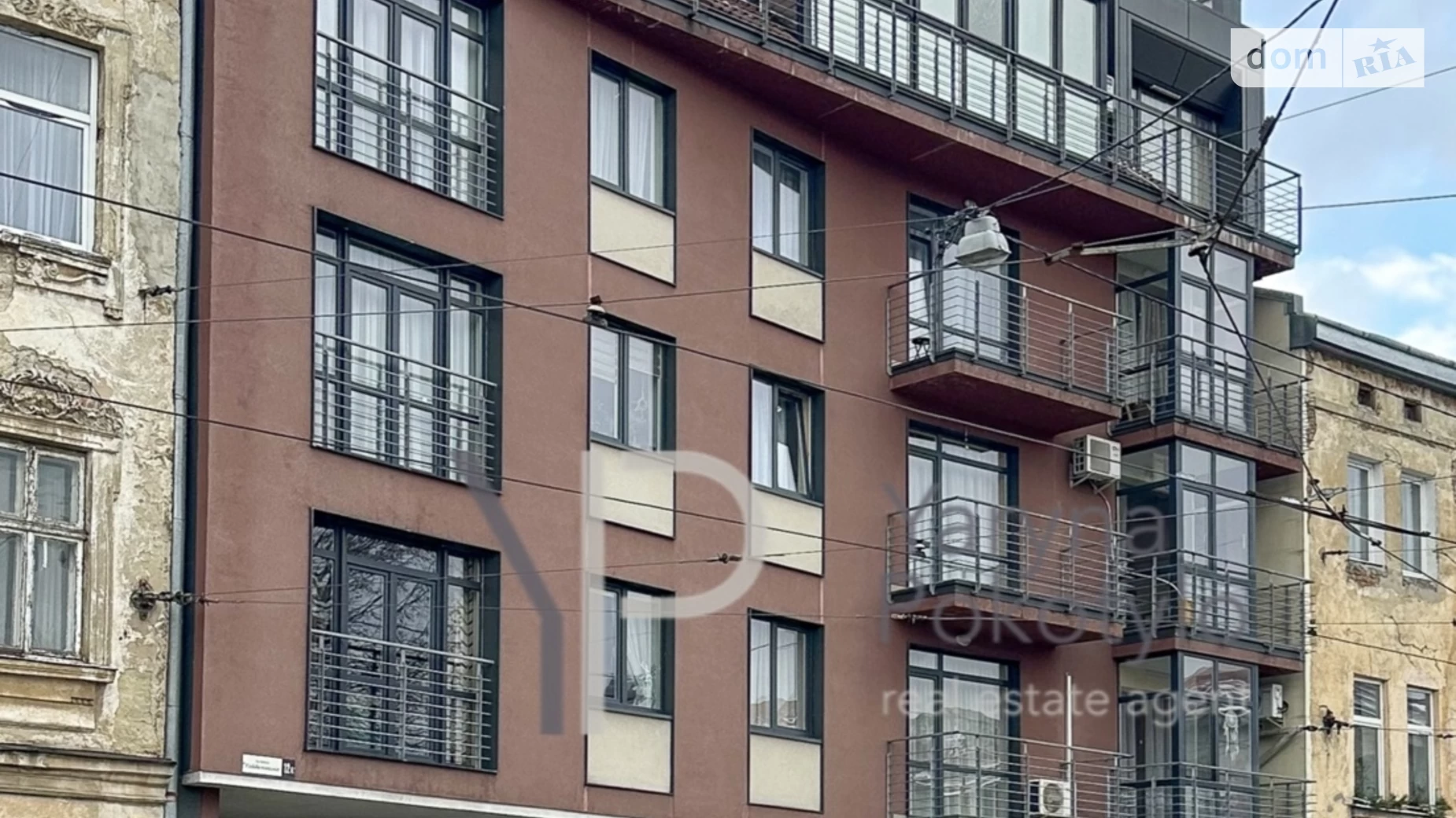 Продается 2-комнатная квартира 82.5 кв. м в Львове, ул. Гайдамацкая - фото 2