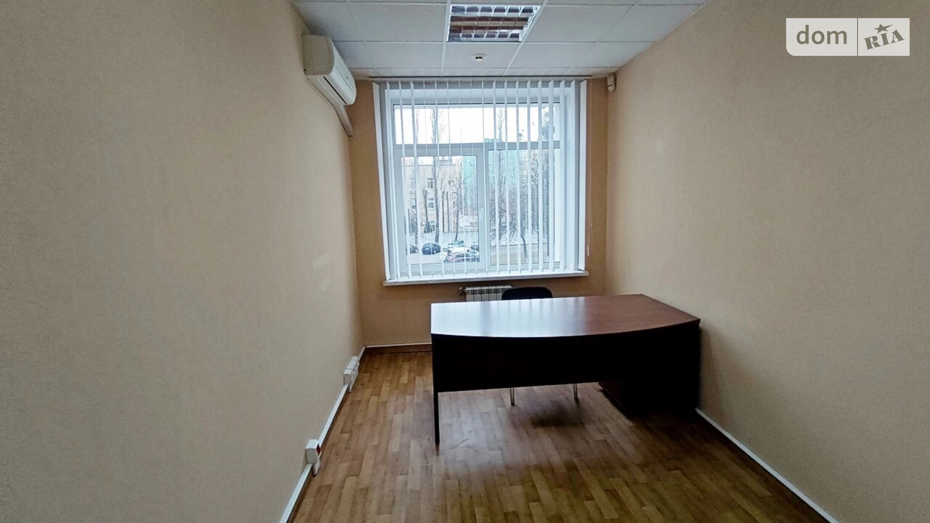 Здається в оренду офіс 13 кв. м в бізнес-центрі, цена: 5860 грн - фото 3