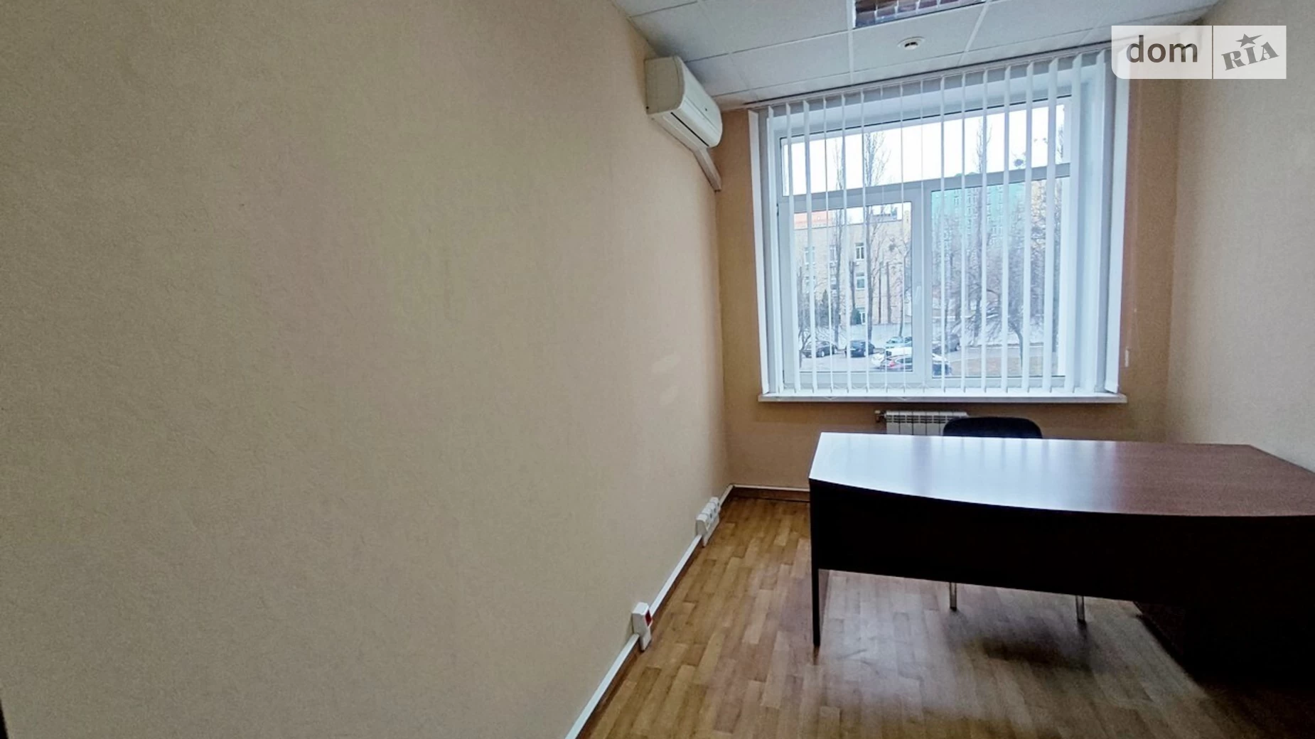 Здається в оренду офіс 13 кв. м в бізнес-центрі, цена: 5880 грн - фото 4