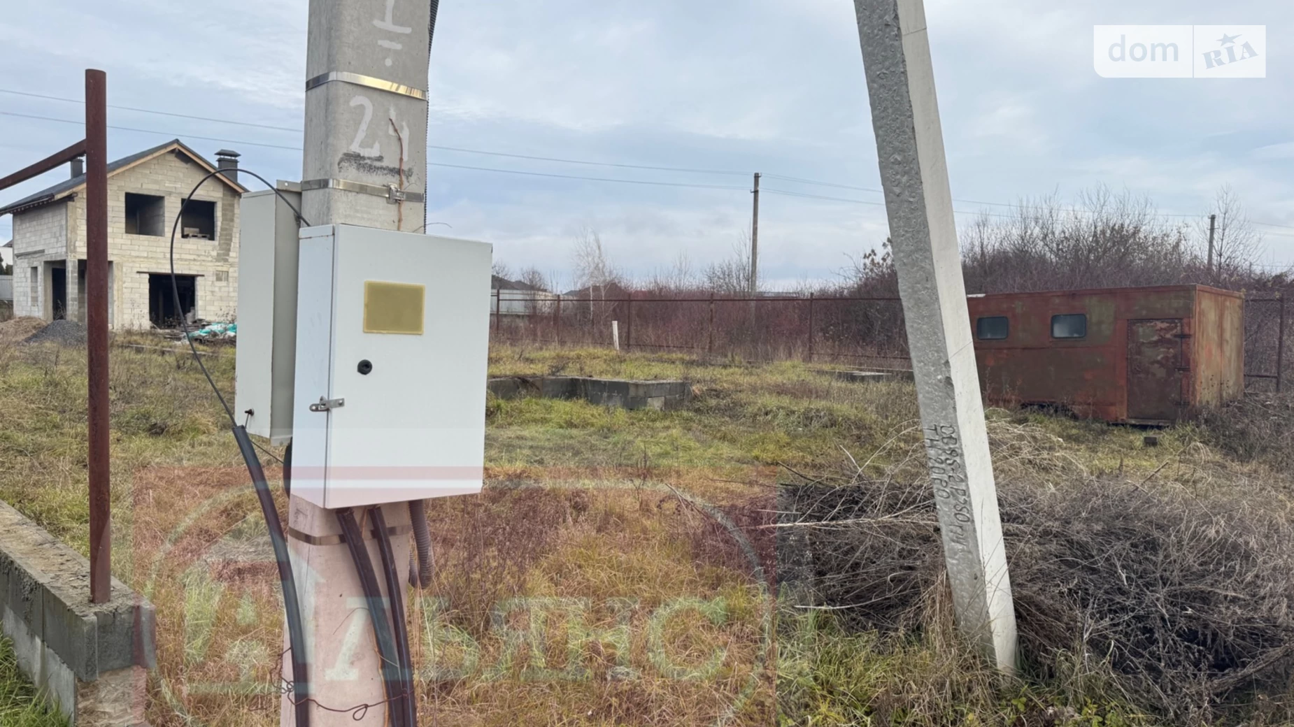 Продается дом на 2 этажа 100 кв. м с бассейном, цена: 70000 $ - фото 3