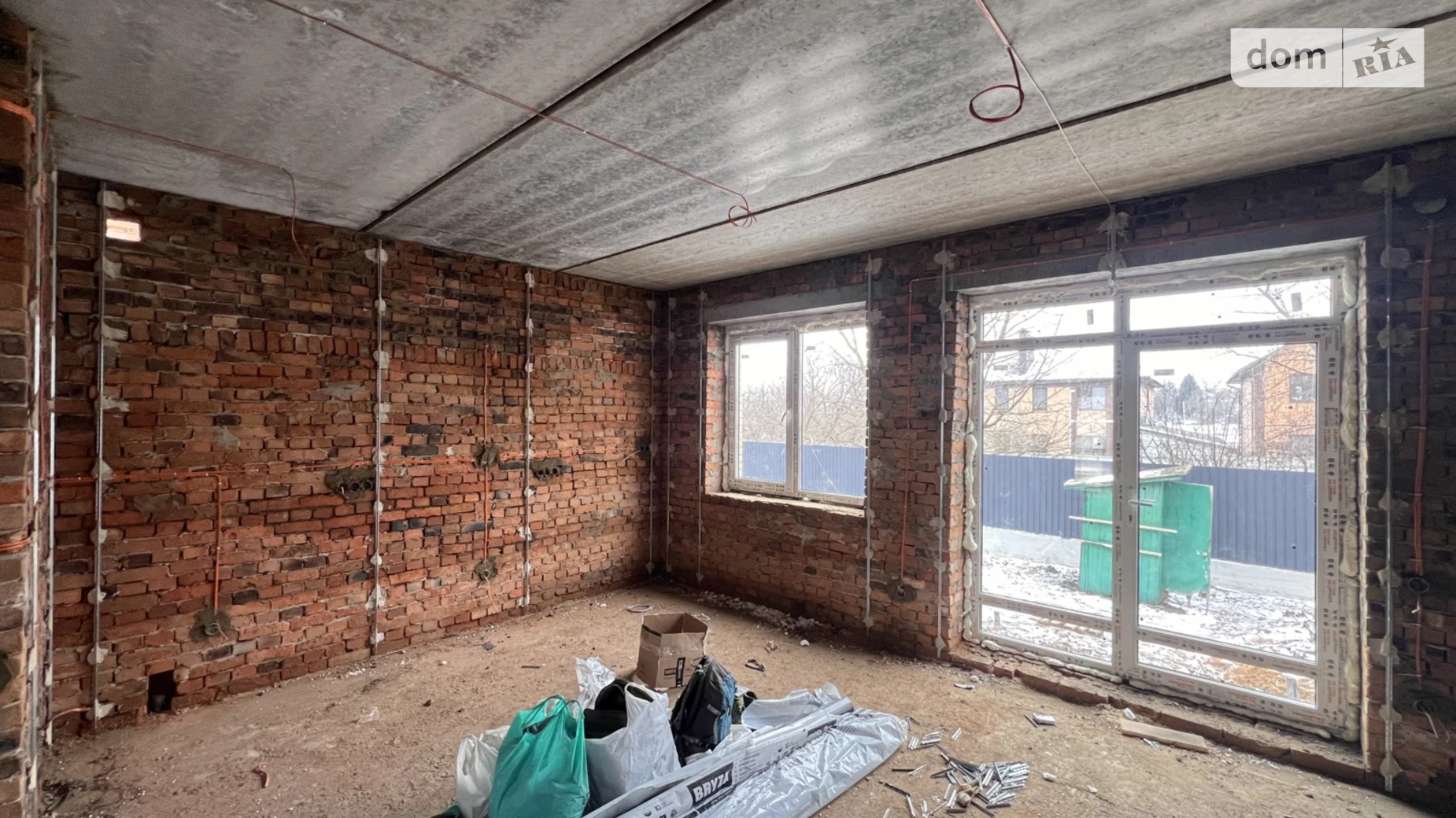 Продается дом на 2 этажа 115 кв. м с камином, цена: 95000 $ - фото 2
