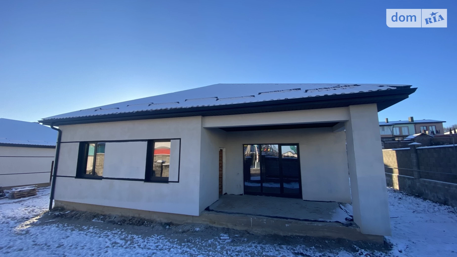 Продается дом на 2 этажа 105 кв. м с бассейном, цена: 82000 $ - фото 3