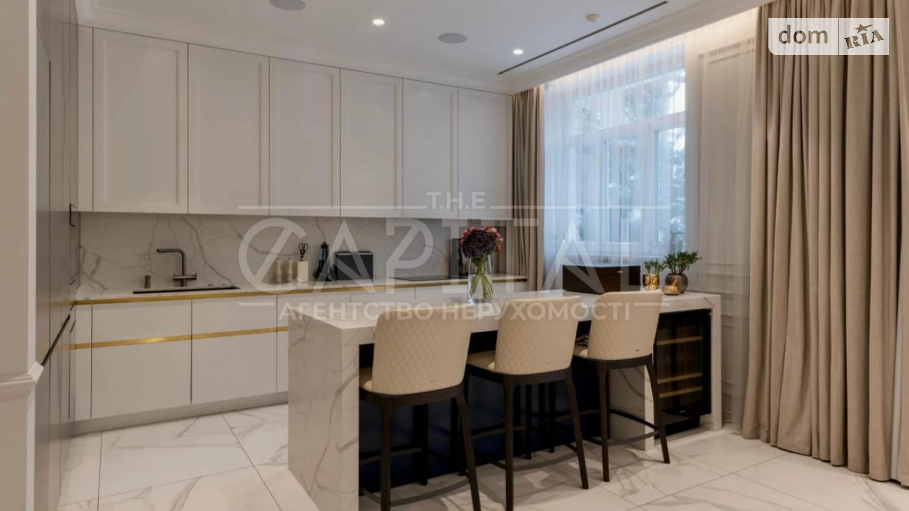 Сдается в аренду дом на 3 этажа 430 кв. м с участком, цена: 10000 $ - фото 2