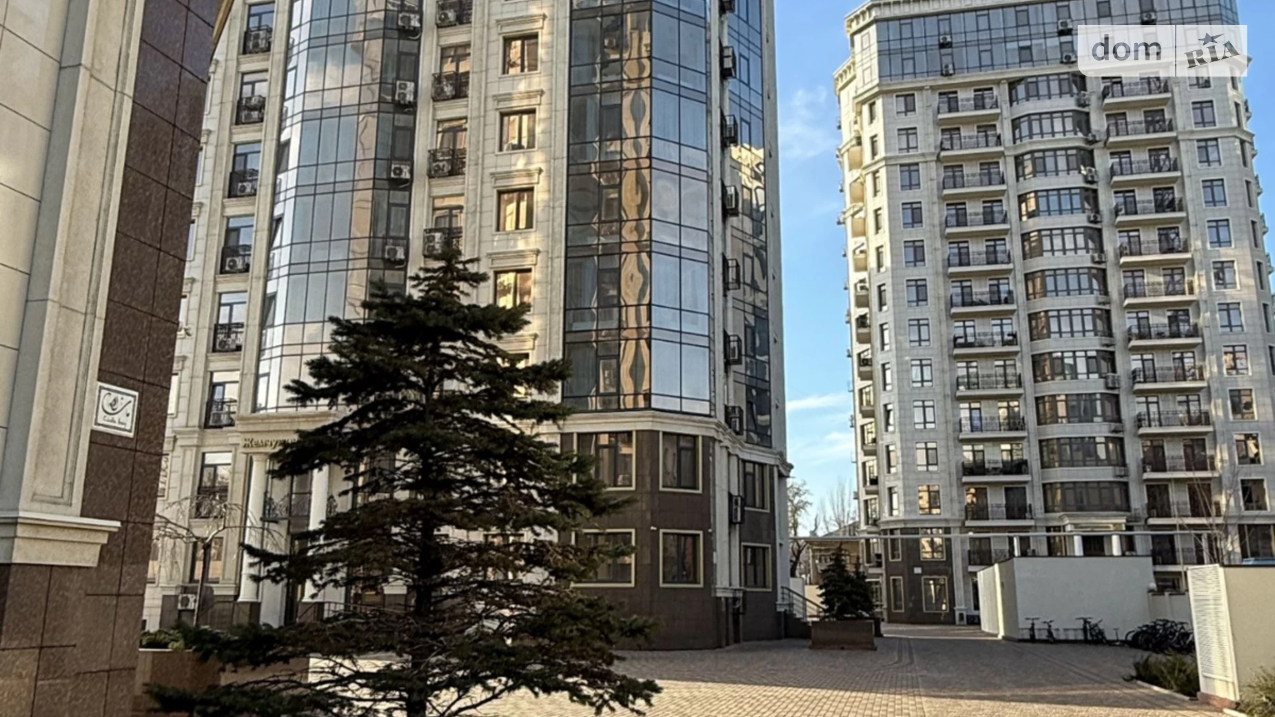 Продается 1-комнатная квартира 47 кв. м в Одессе, бул. Итальянский - фото 2