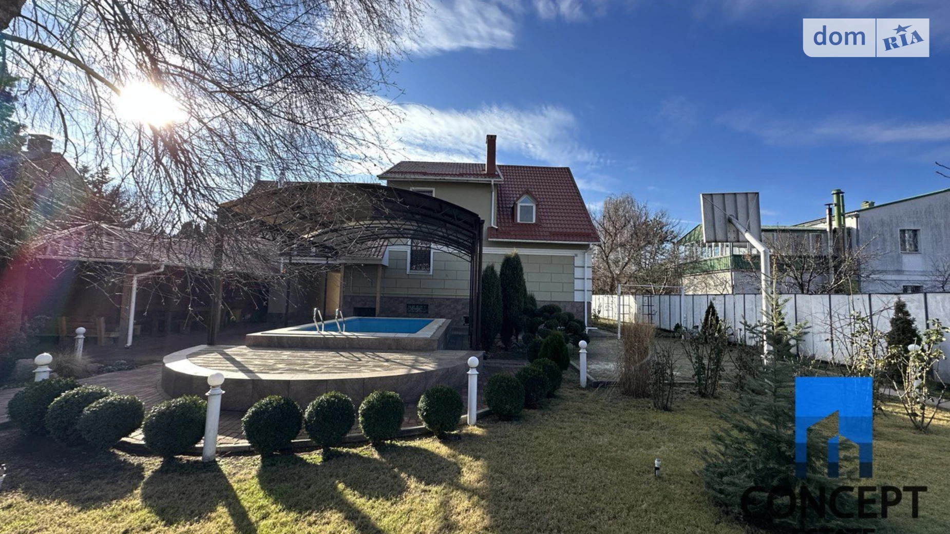 Сдается в аренду дом на 2 этажа 250 кв. м с гаражом, цена: 1700 $ - фото 2