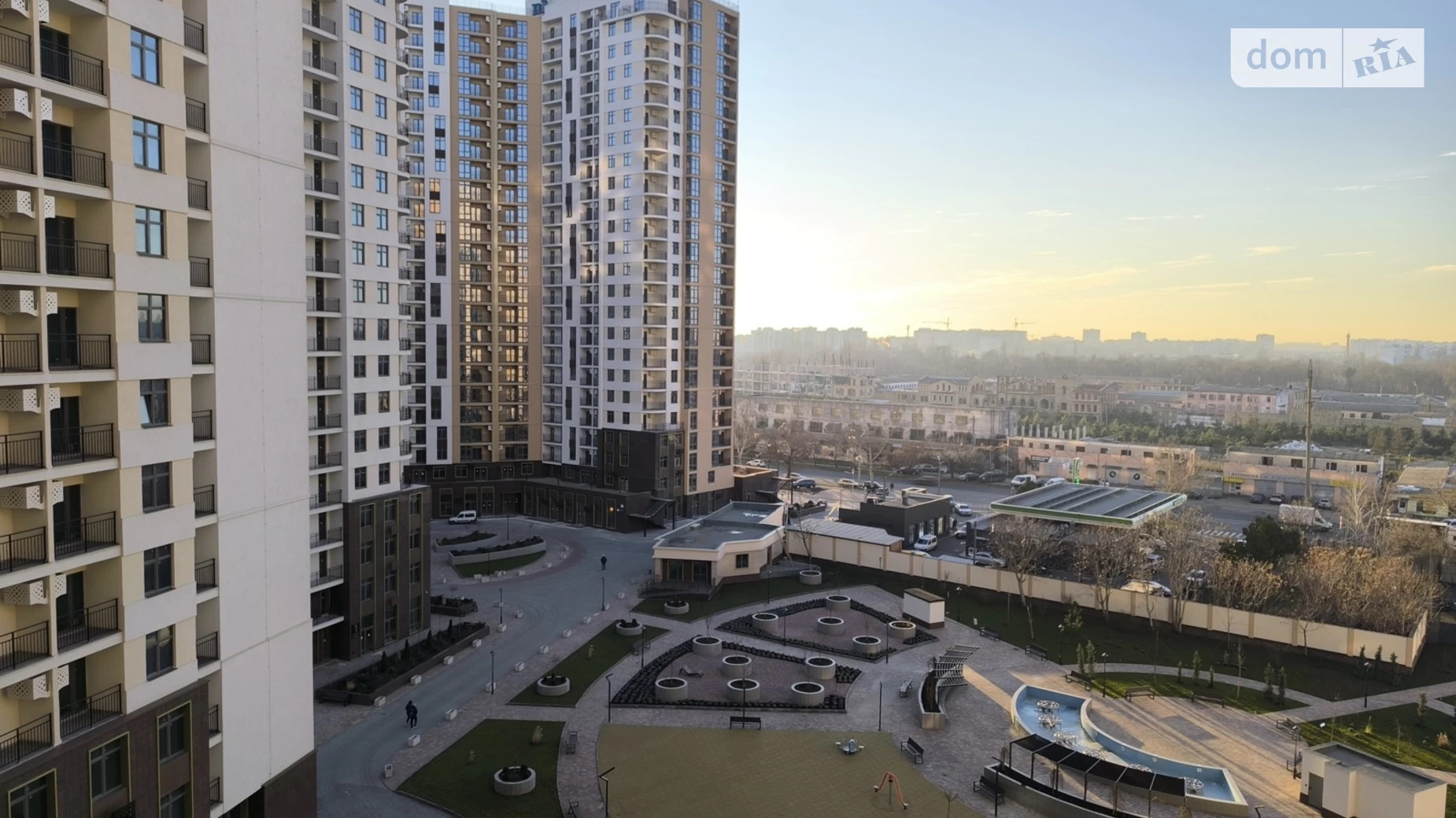 Продається 1-кімнатна квартира 45 кв. м у Одесі, вул. Краснова, 3 корпус 60 - фото 2