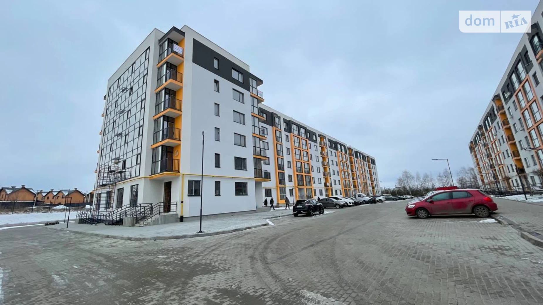 Продається 2-кімнатна квартира 73.6 кв. м у Березині, вул. Райдужна, 101 - фото 2
