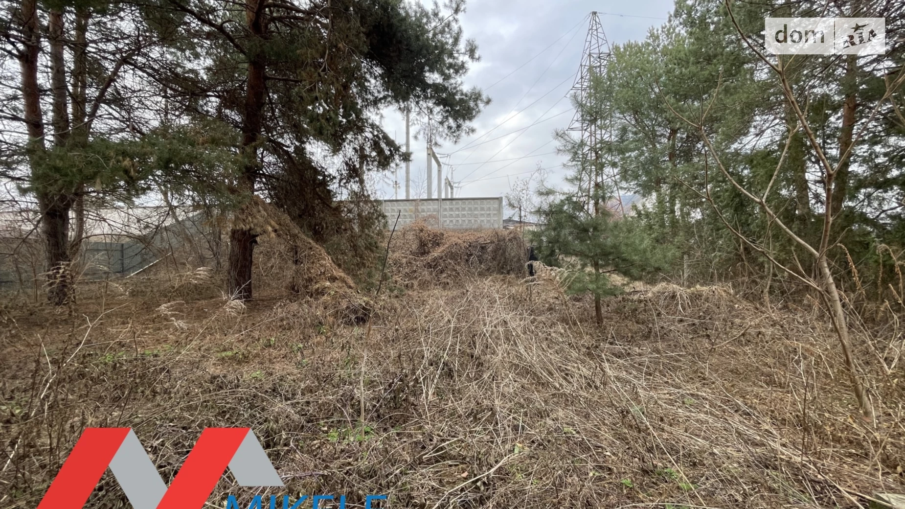 Продается дом на 3 этажа 250.9 кв. м с подвалом, цена: 120000 $ - фото 2